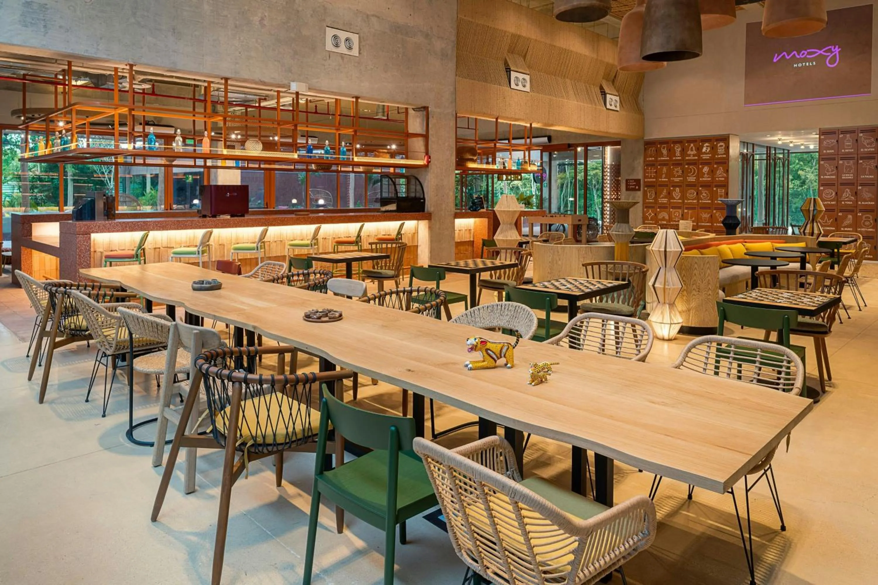 Lounge or bar in Moxy Tulum