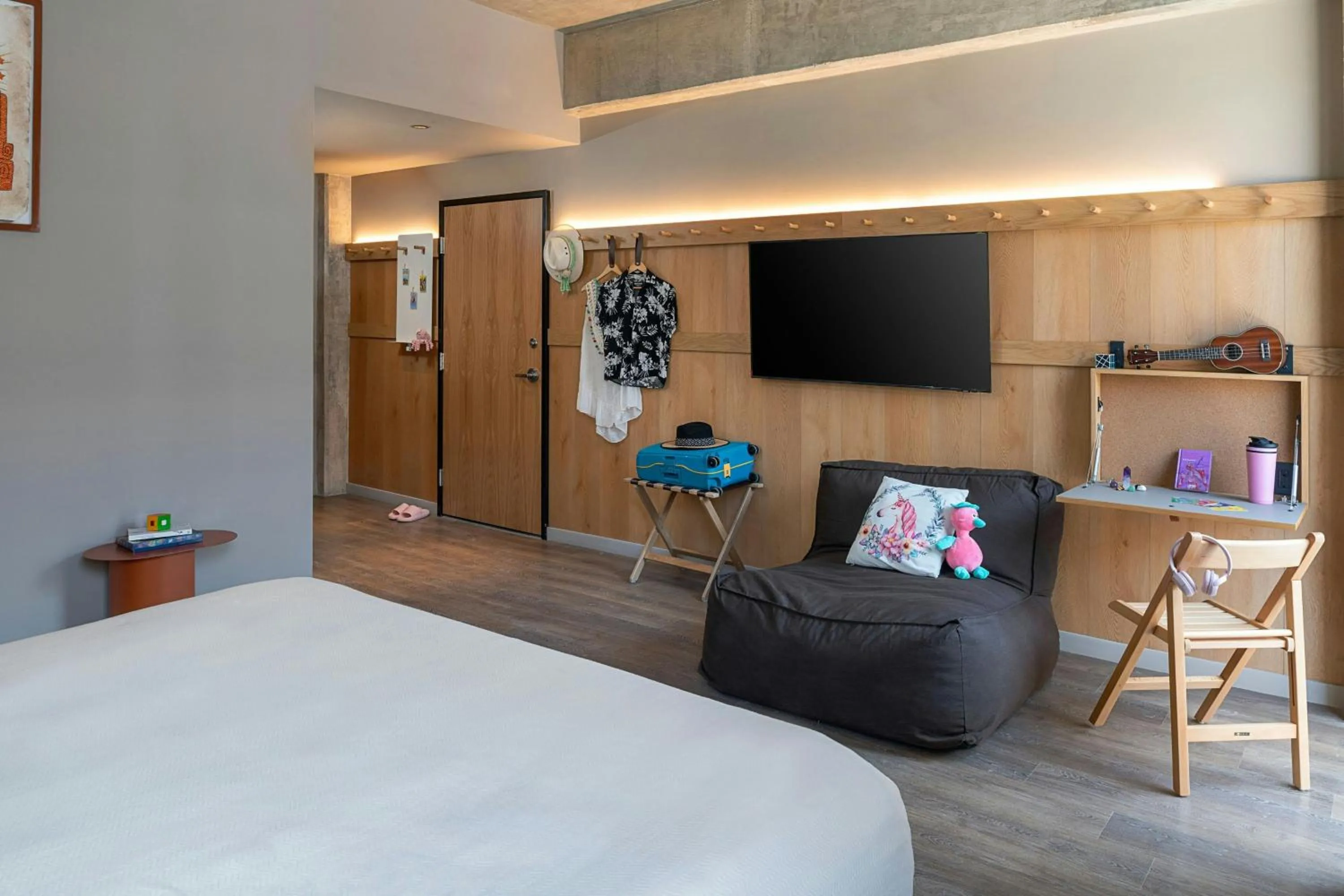 Photo of the whole room, Bed in Moxy Tulum