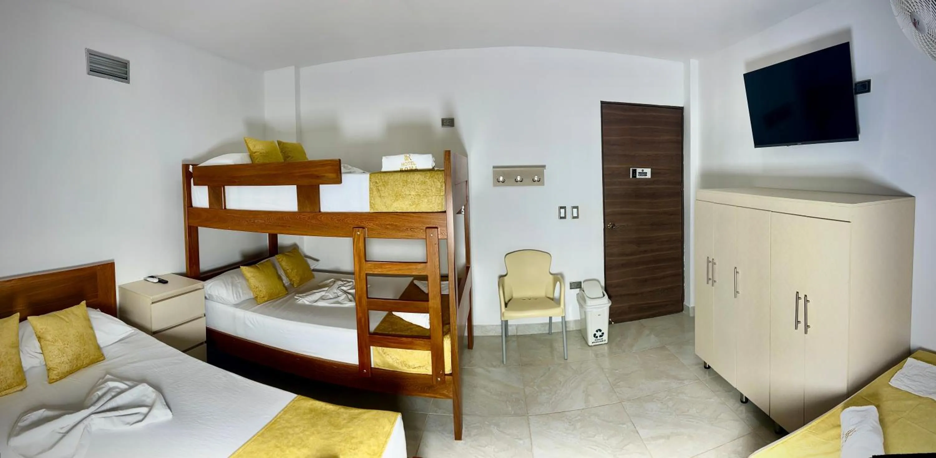 Bed in Hotel Roma Urabá