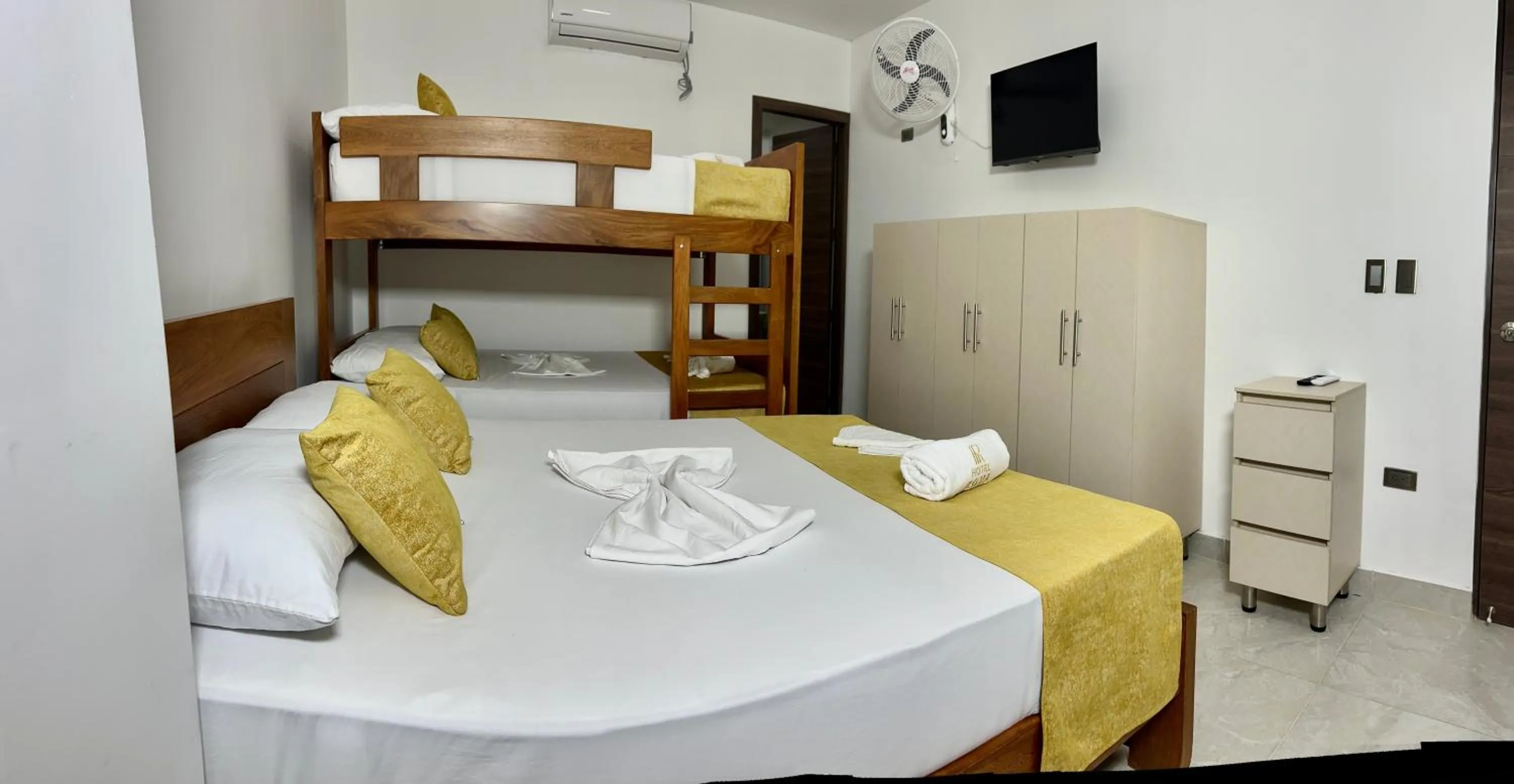 Bed in Hotel Roma Urabá