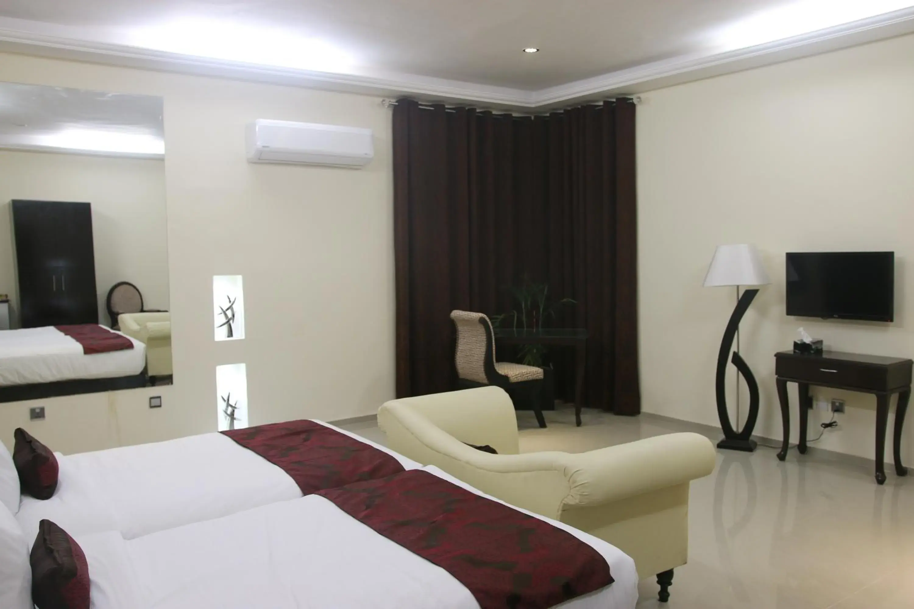 Luxury Quadruple Room in Grand Enclave Luxury Quadruple Room in Grand Enclave