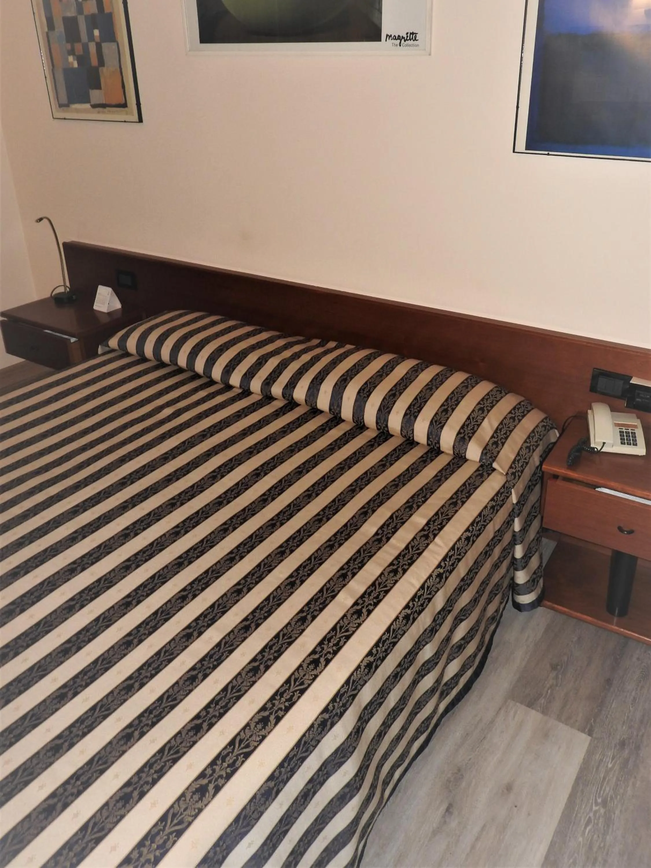 Bed in Albergo Centrale
