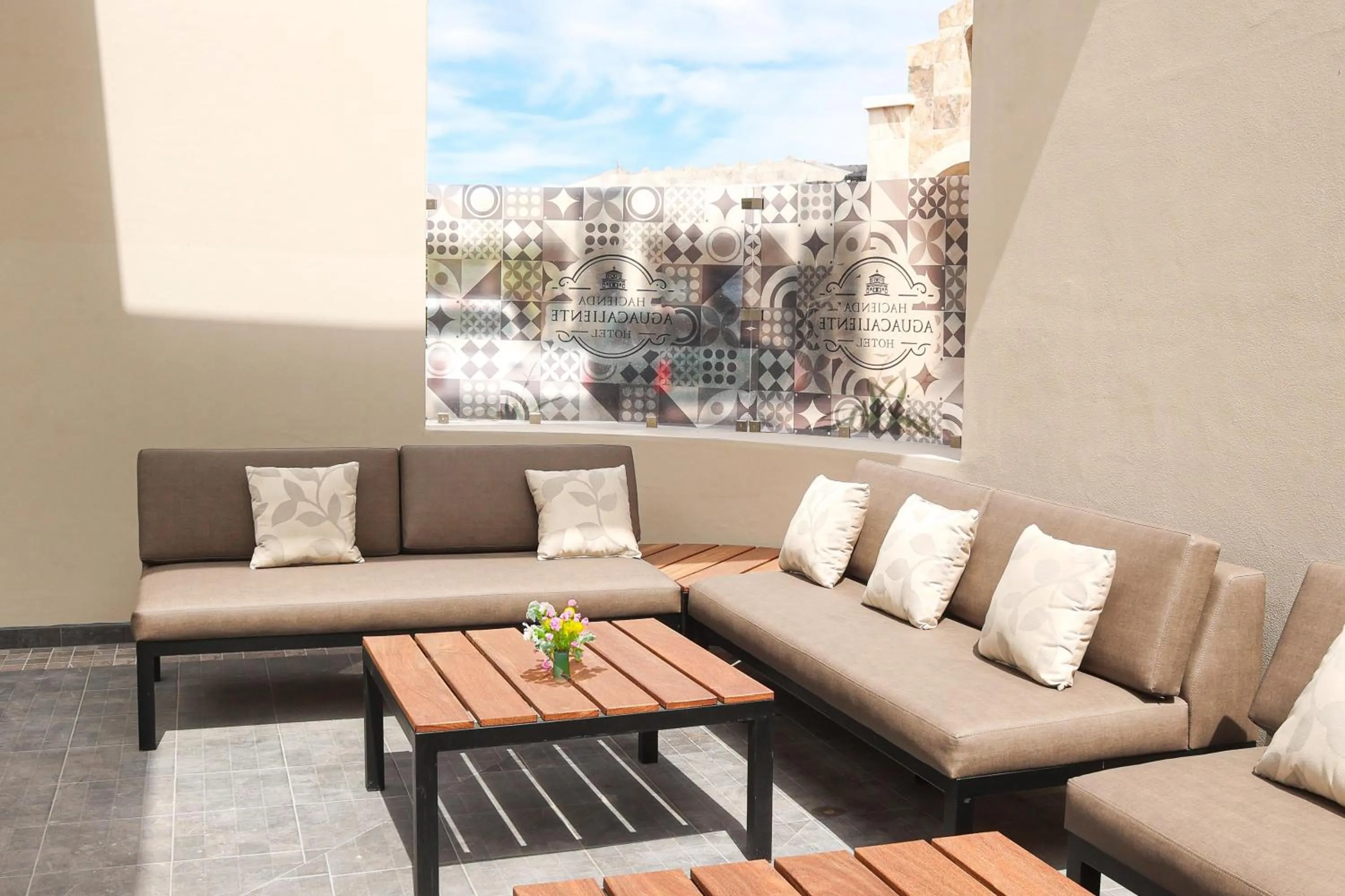 Living room in Hotel Hacienda Aguacaliente