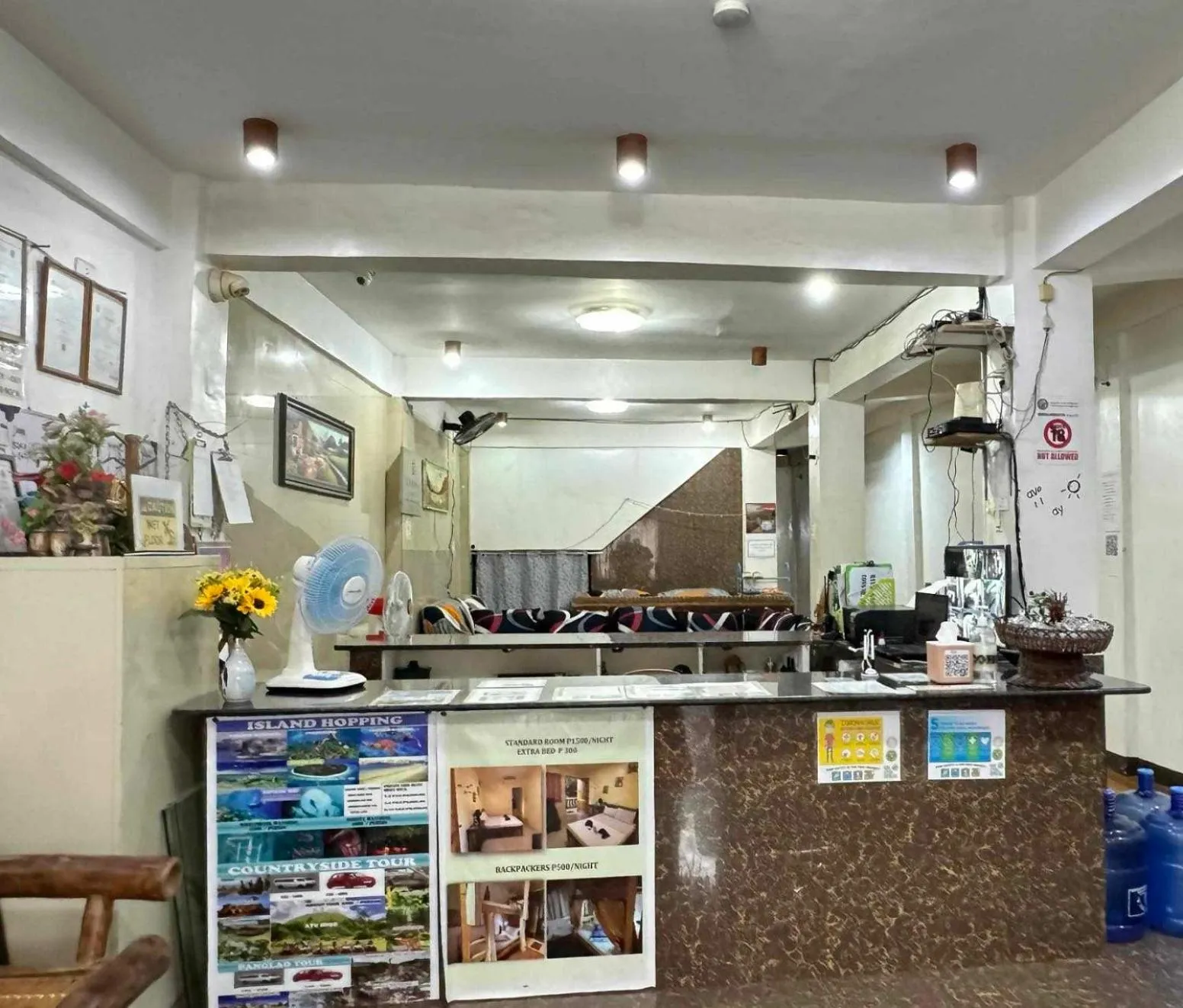 Lobby or reception in AlonaBeach Tourist Inn