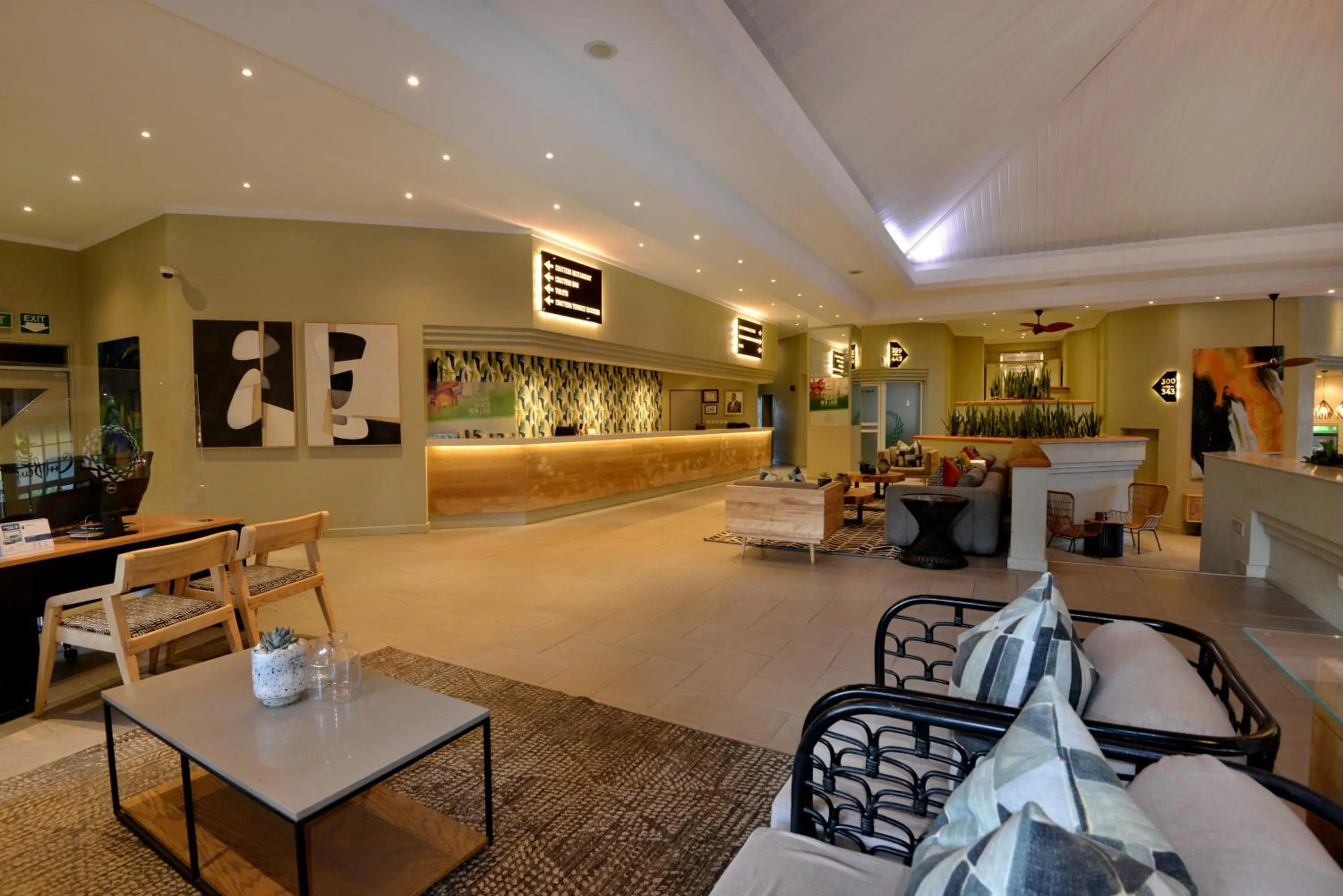 Lobby or reception in Cresta Lodge Harare