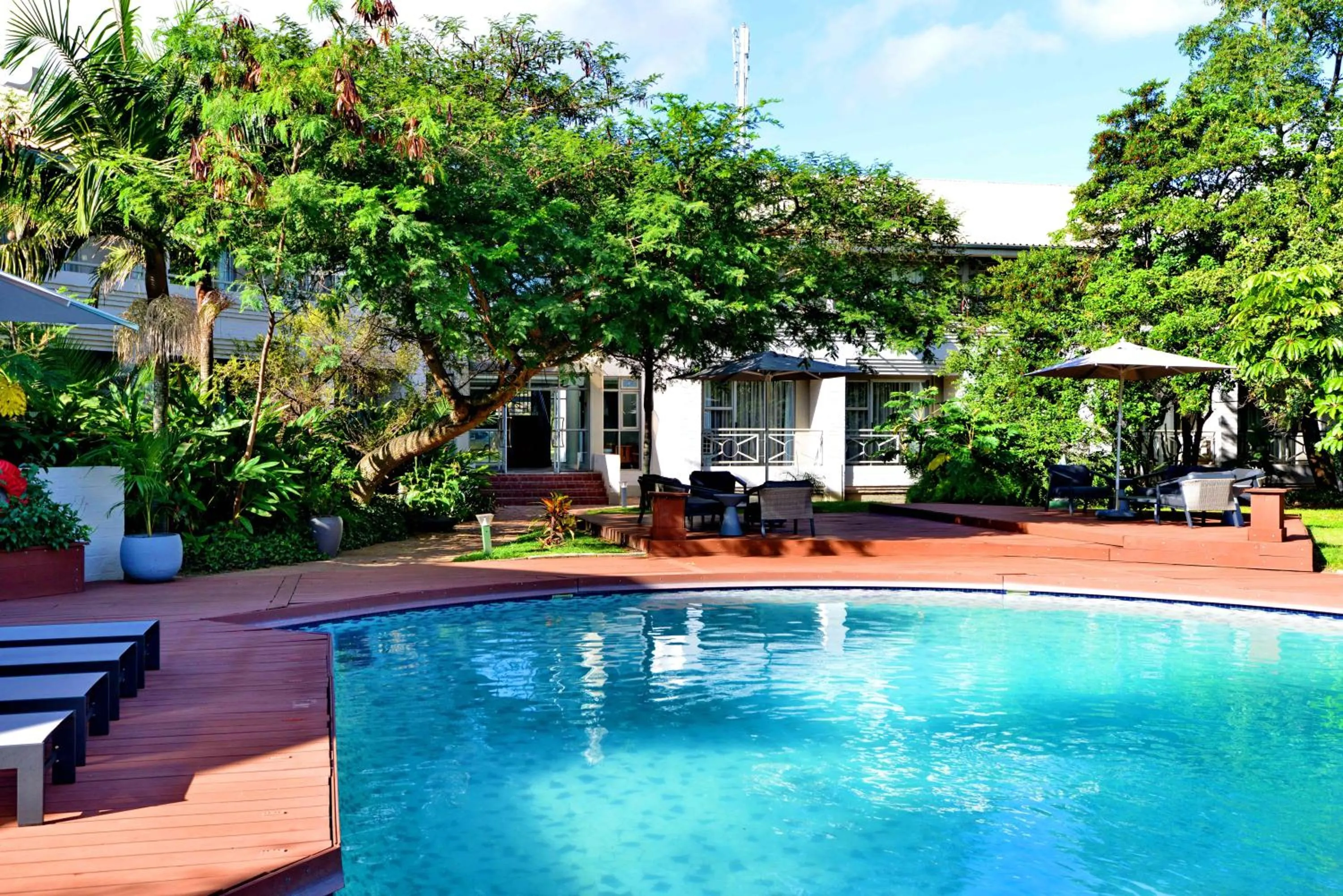 Swimming pool in Cresta Lodge Harare