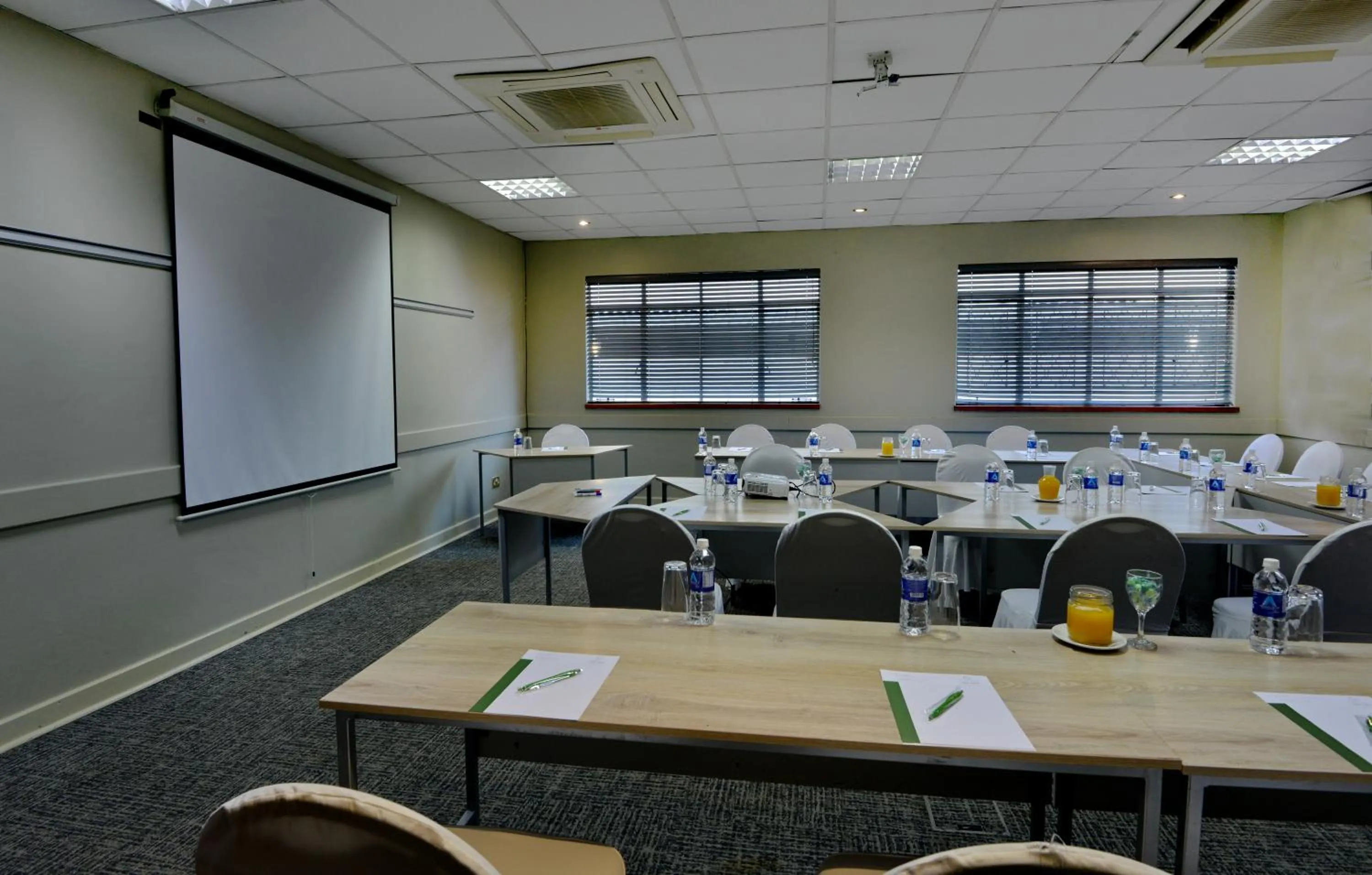 Meeting/conference room in Cresta Lodge Harare