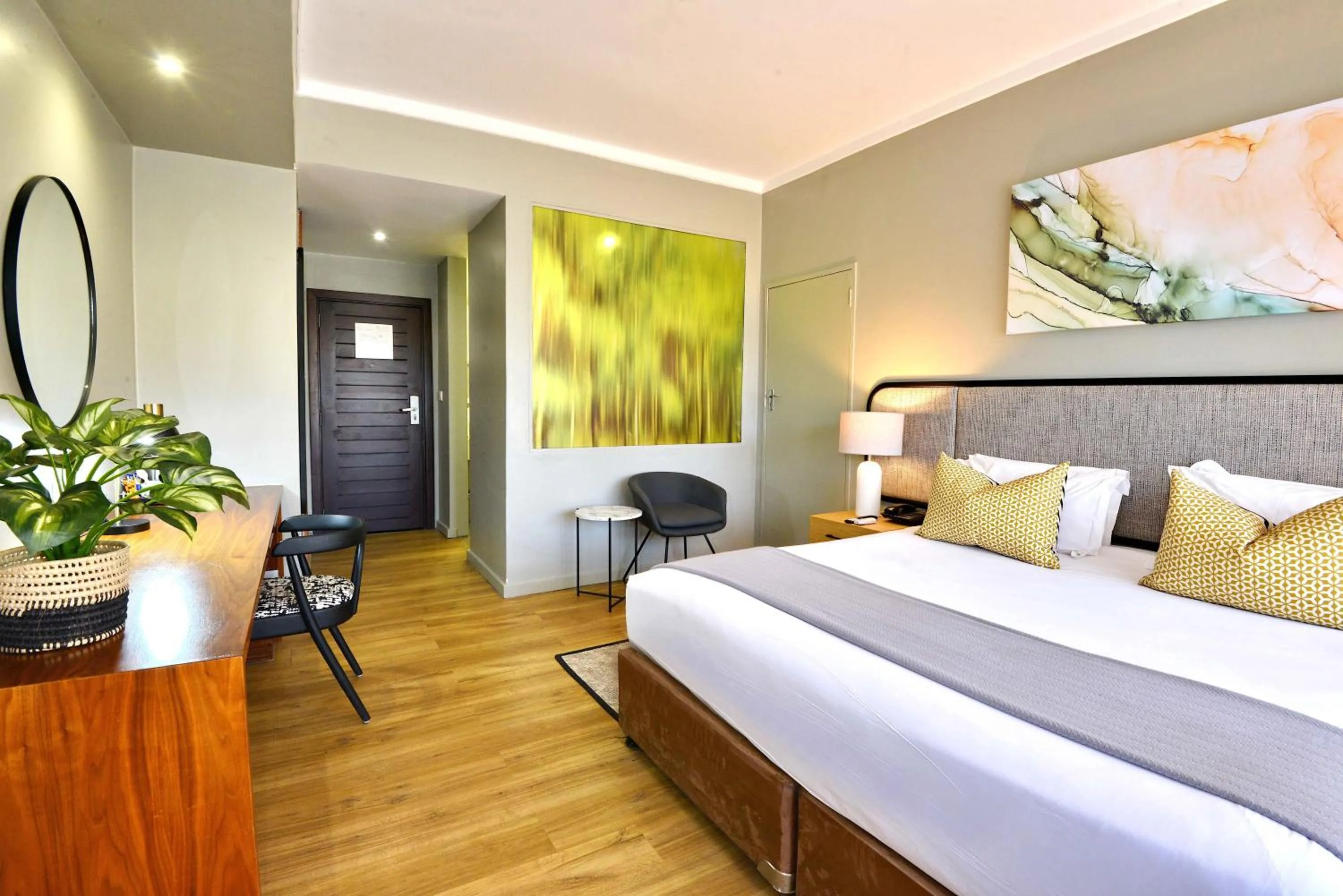 Bed in Cresta Lodge Harare