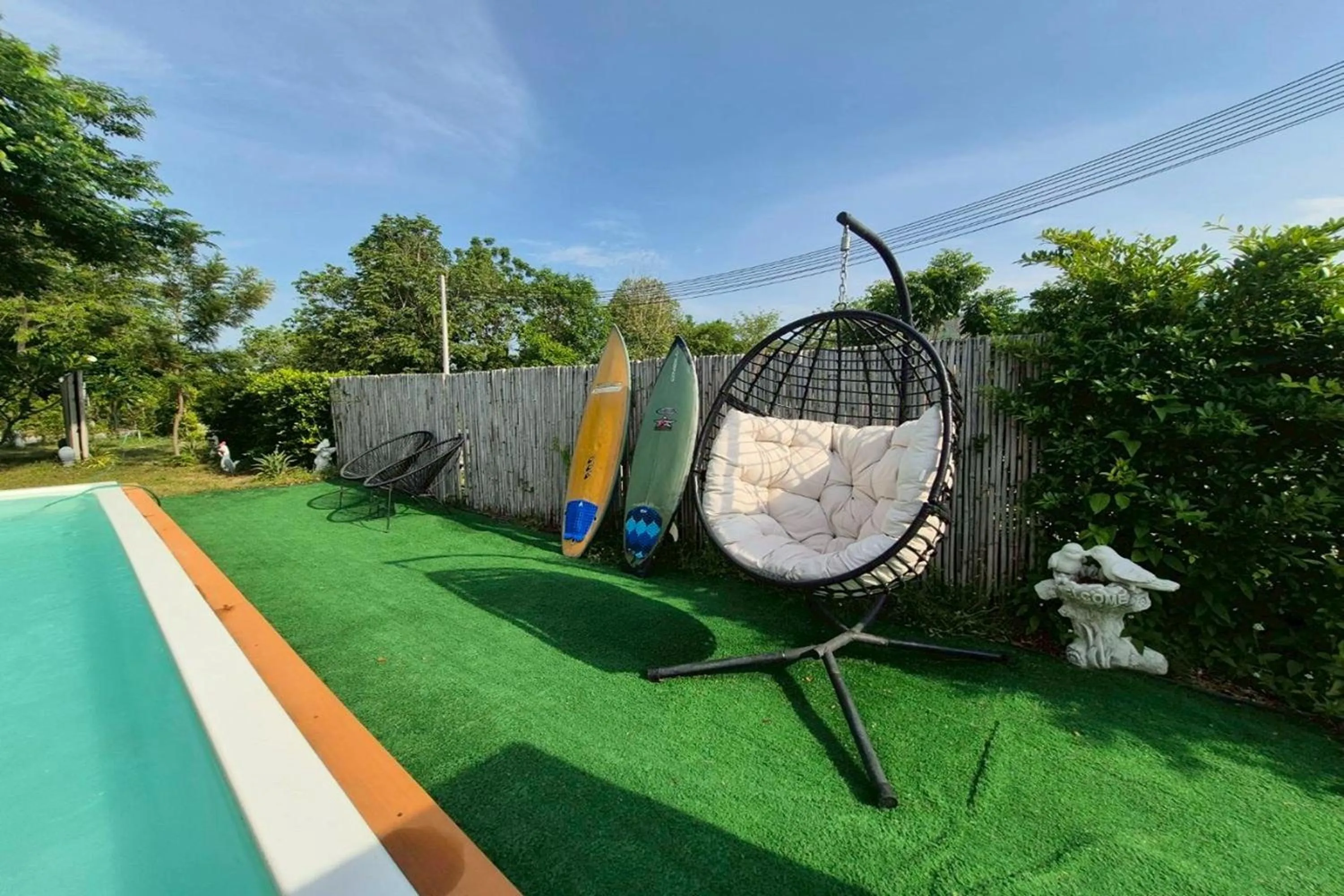 Swimming pool in NaNine Glamping