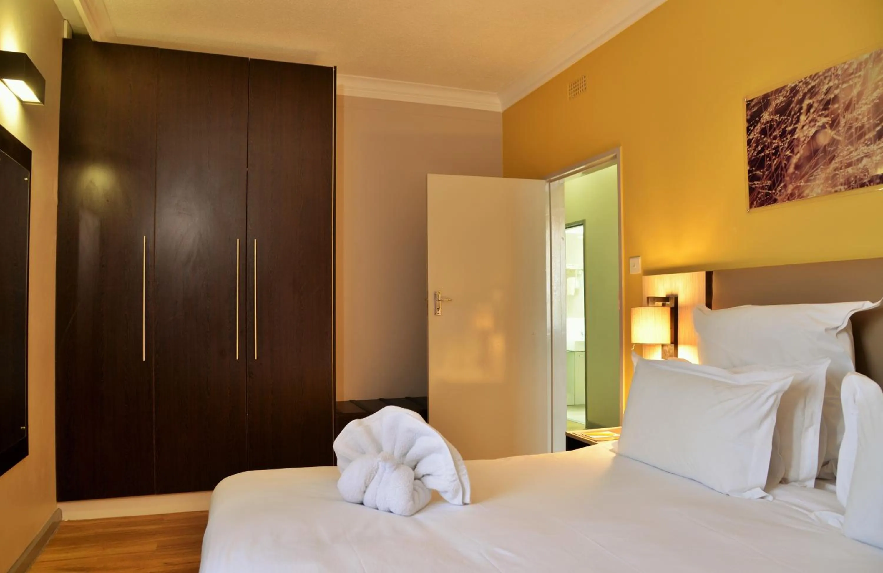 Decorative detail, Bed in Cresta Oasis Hotel