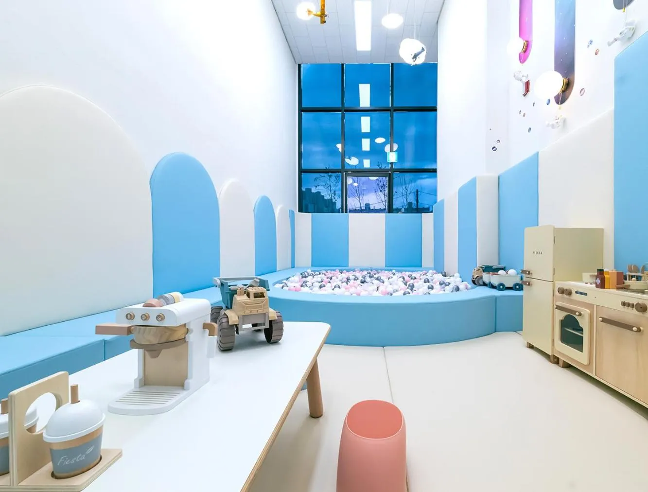 Kids's club, Bed in Sokcho Mari Vista Hotel