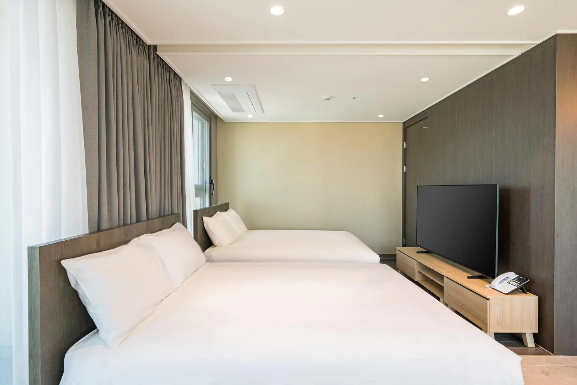 Bed in Sokcho Mari Vista Hotel