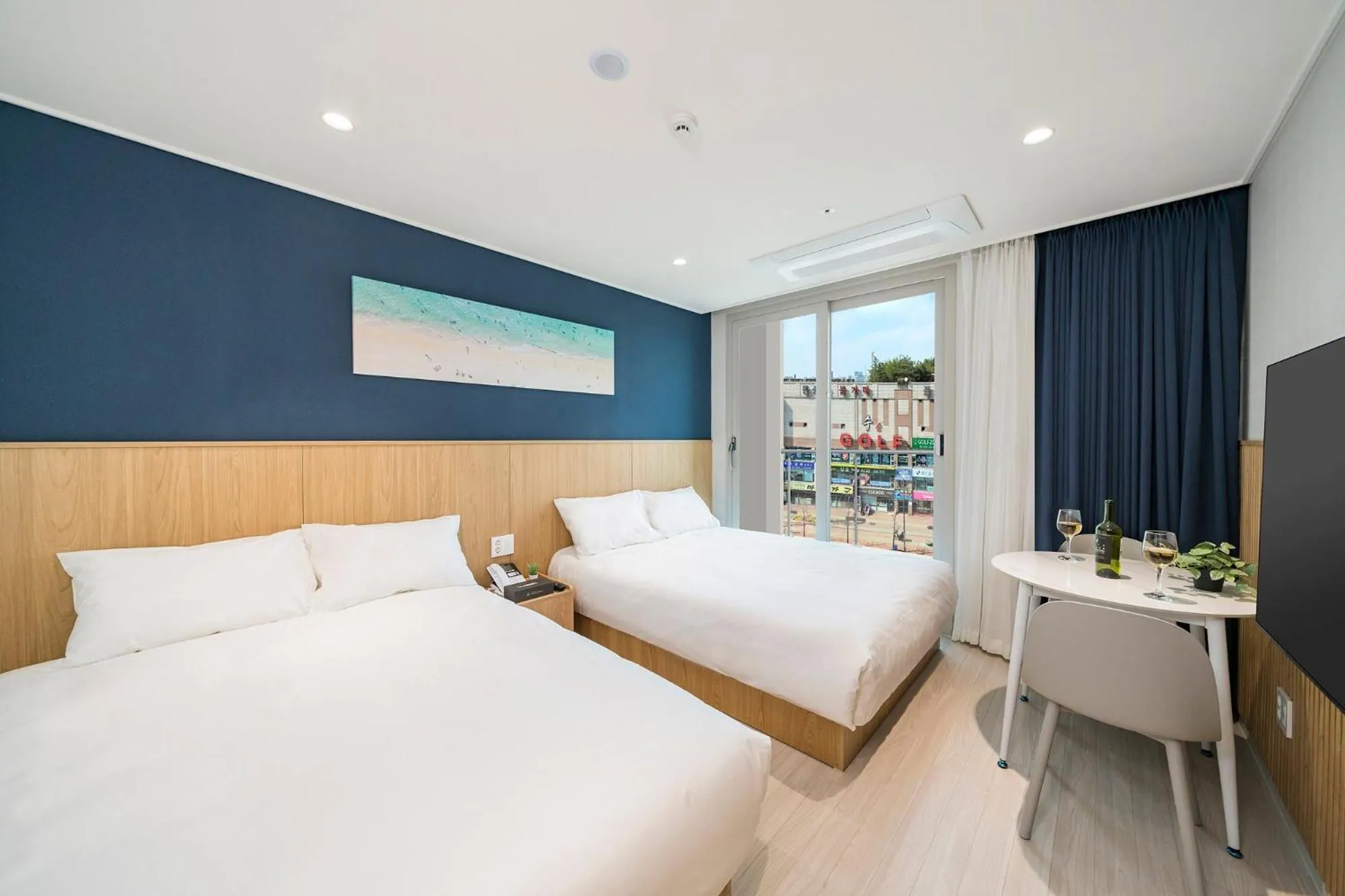 Bed in Sokcho Mari Vista Hotel