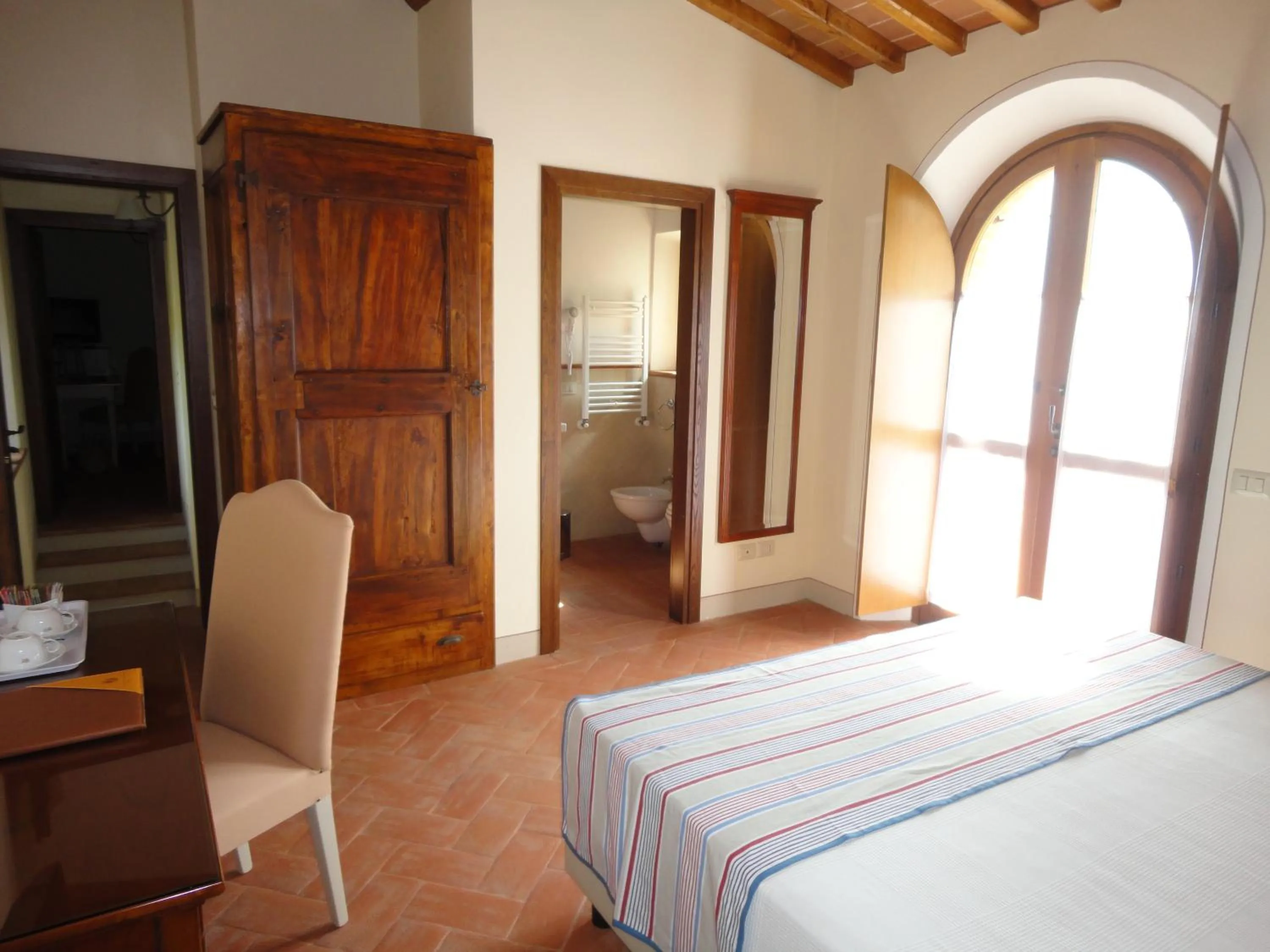 TV and multimedia, Bed in Borgo Sant'Ambrogio - Resort