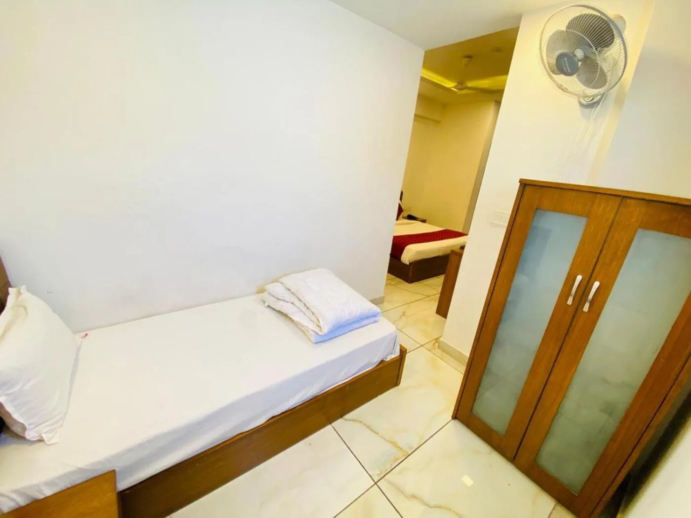 Photo of the whole room, Bed in Hotel Nikanshvee