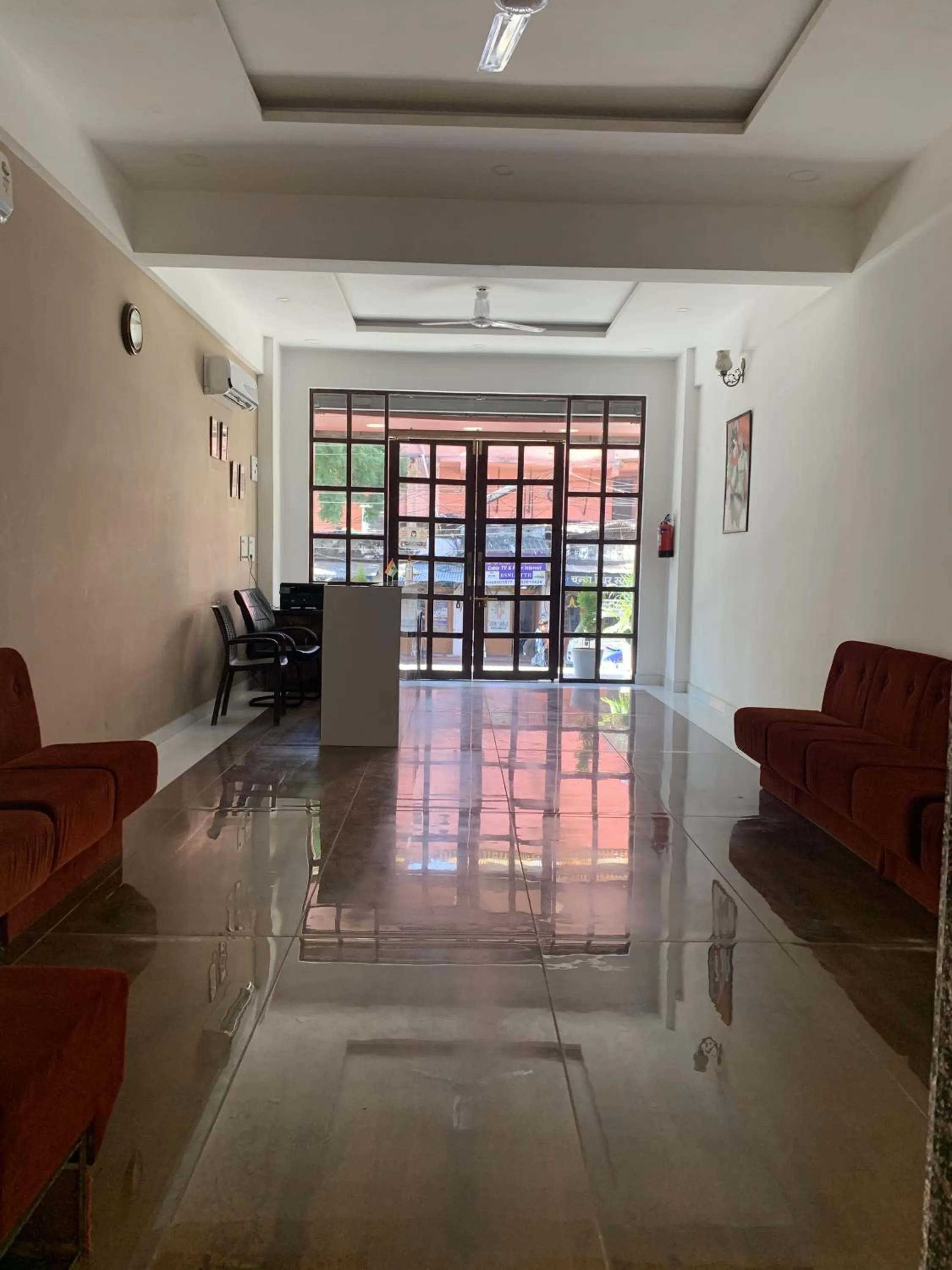 Lobby or reception in Hotel Nikanshvee