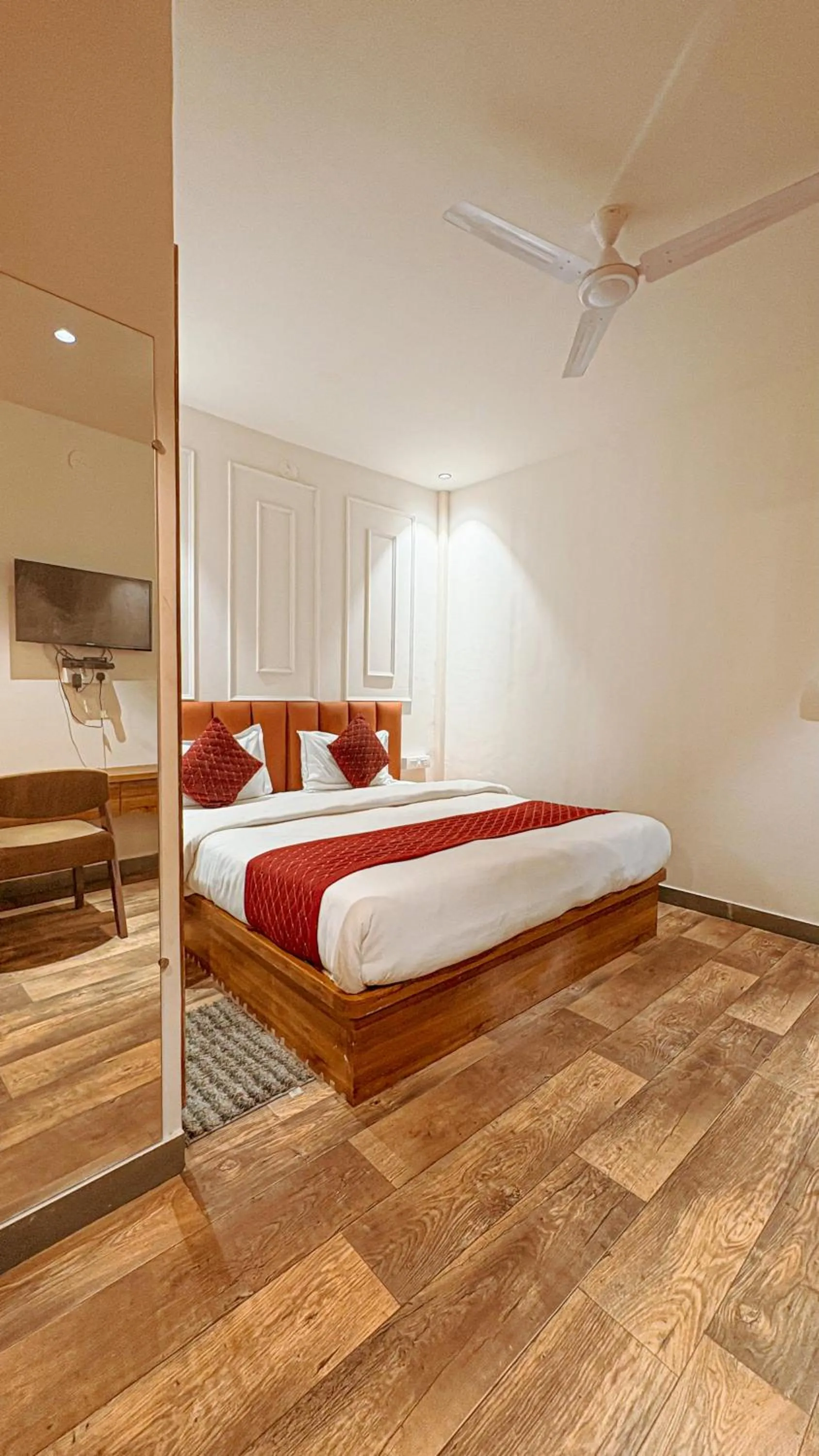 Bedroom, Bed in Hotel Nikanshvee