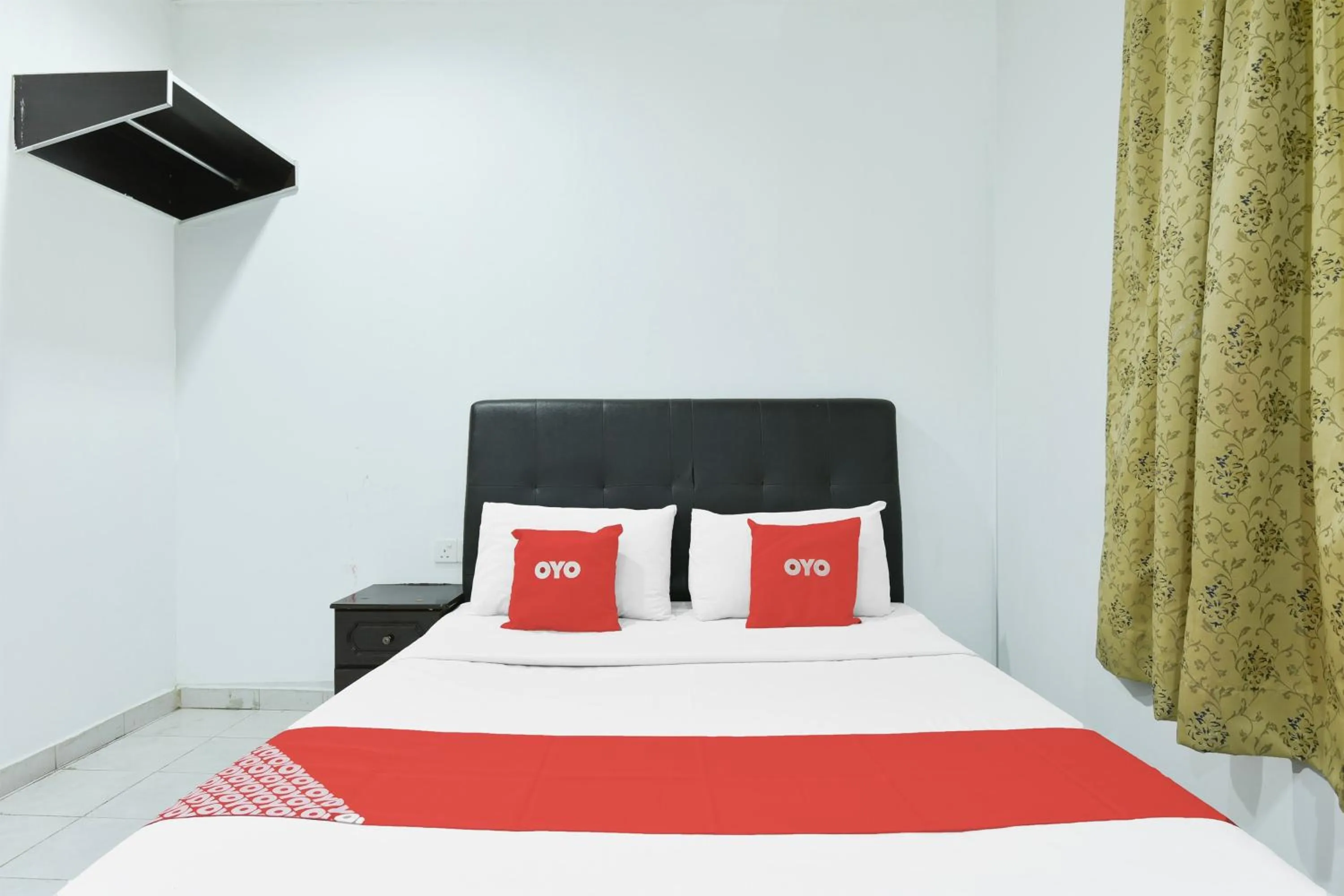 Bedroom, Bed in Hotel O KB Near Siti Khadijah Market Formerly KB 7 Days