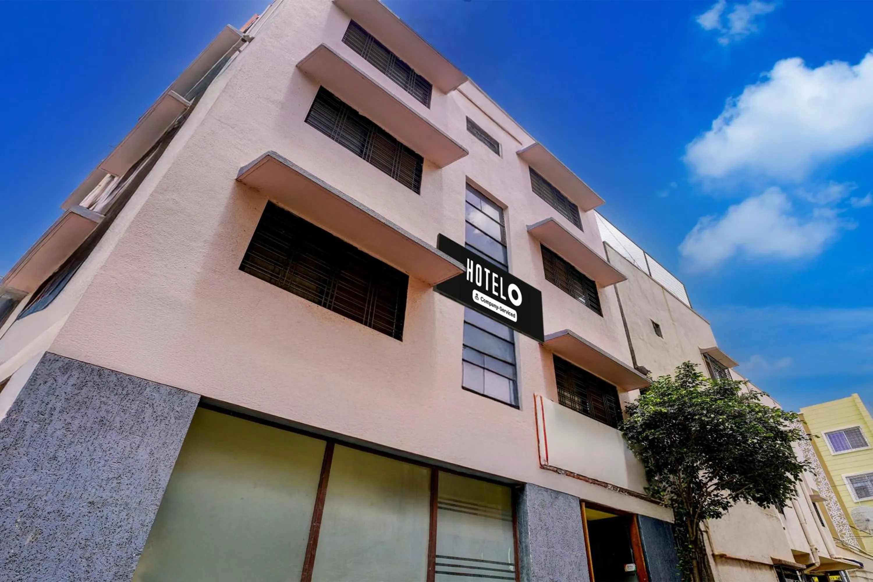 Facade/entrance in Super Hotel O Sainagar Shirdi Railway Junction Formerly Sai Vyankatesh Residency