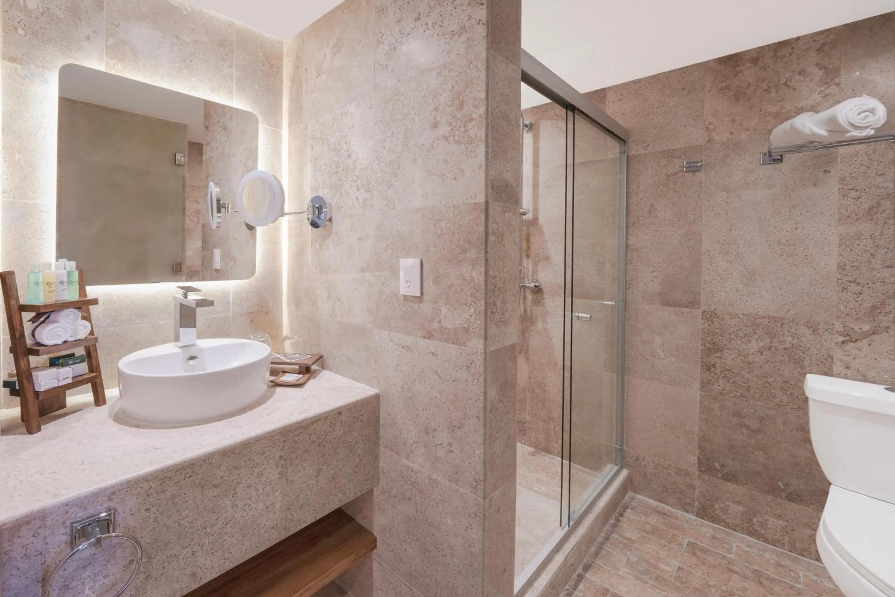 Bathroom in Oh! Cancun - The Urban Oasis & Beach Club