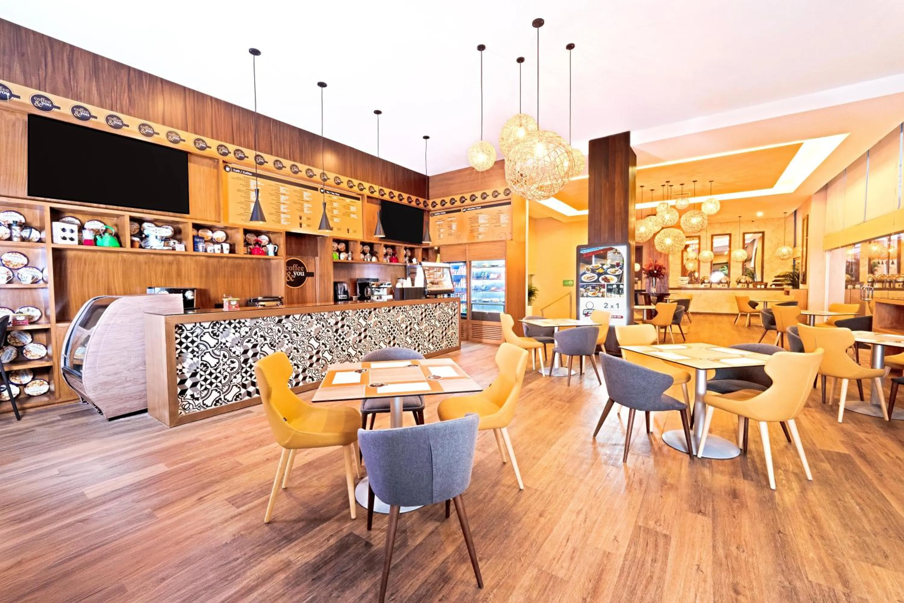 Lounge or bar in Oh! Cancun - The Urban Oasis & Beach Club