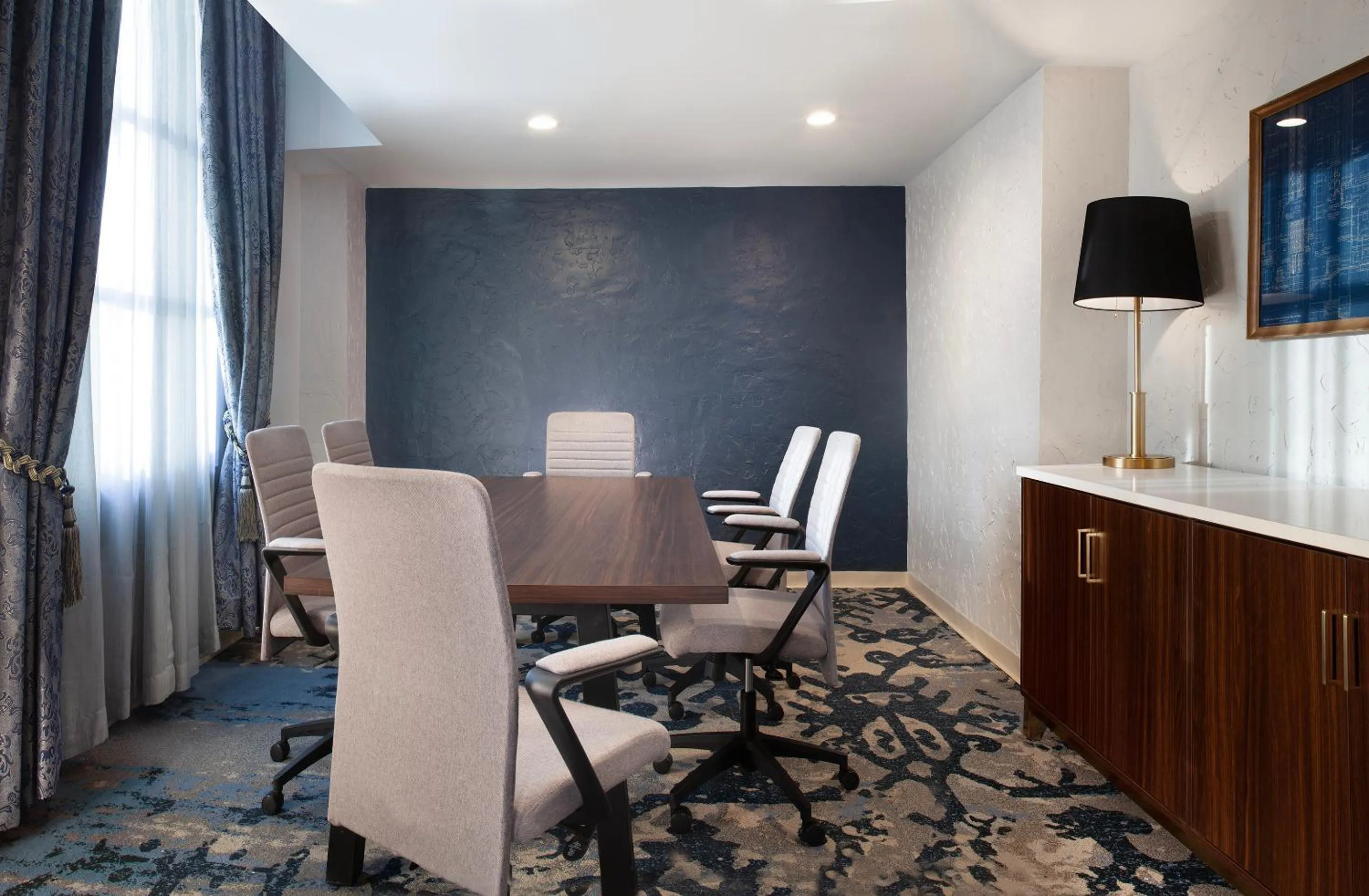 Meeting/conference room in Hotel Royer Urbana Champaign, Tapestry Collection by Hilton