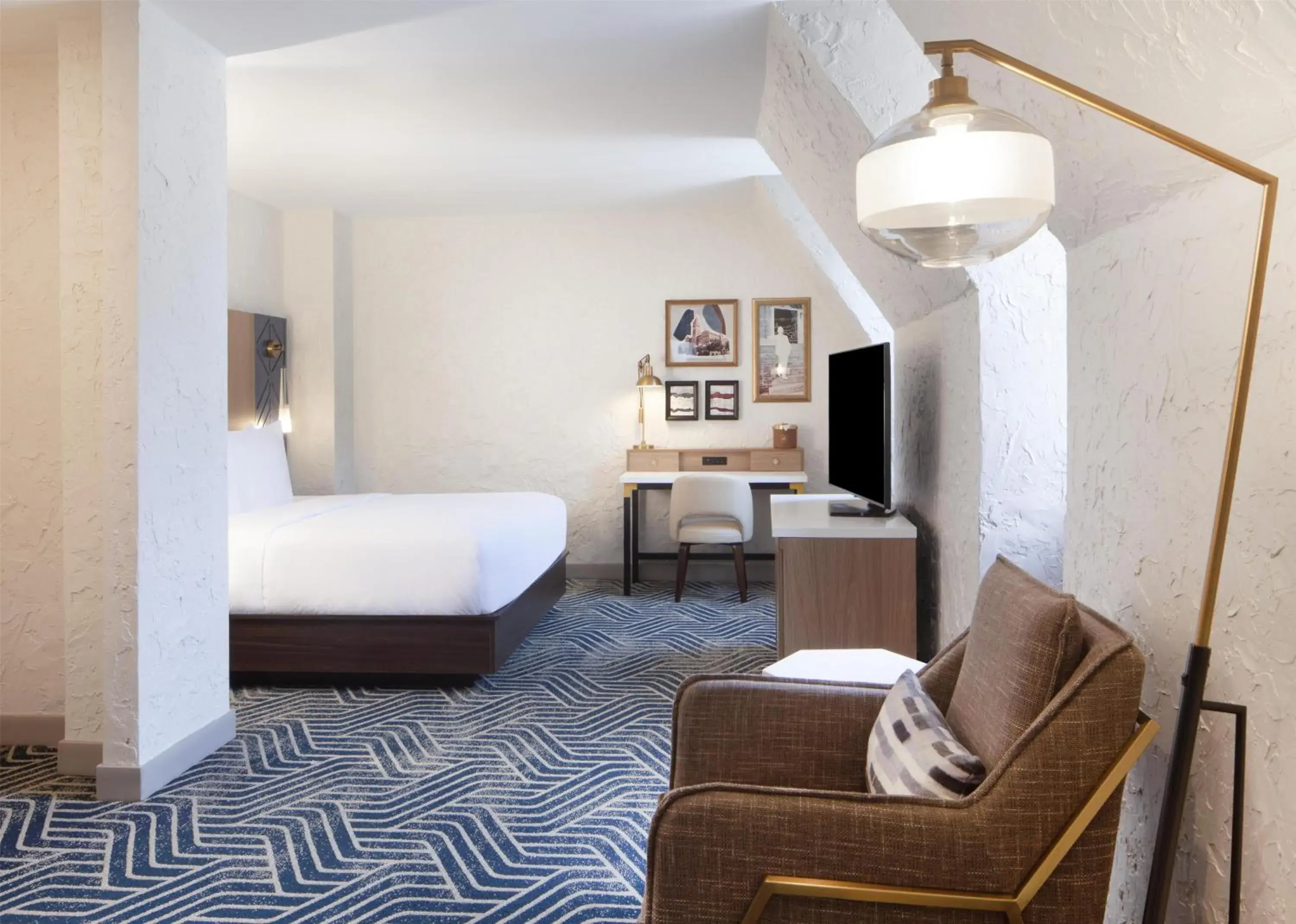 Queen Room in Hotel Royer Urbana Champaign, Tapestry Collection by Hilton Queen Room in Hotel Royer Urbana Champaign, Tapestry Collection by Hilton