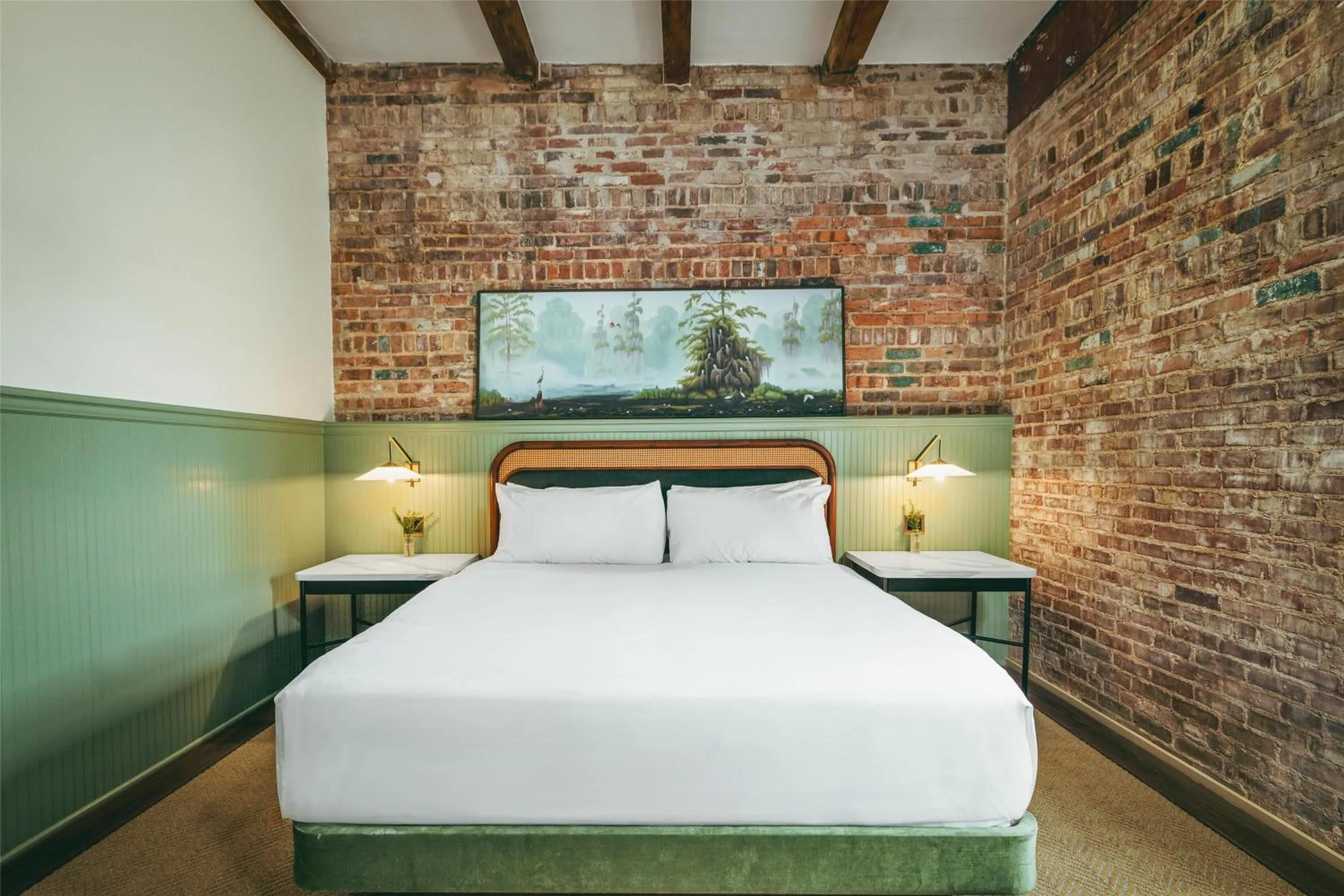 Bed in The Hotel Monroe, Tapestry Collection By Hilton