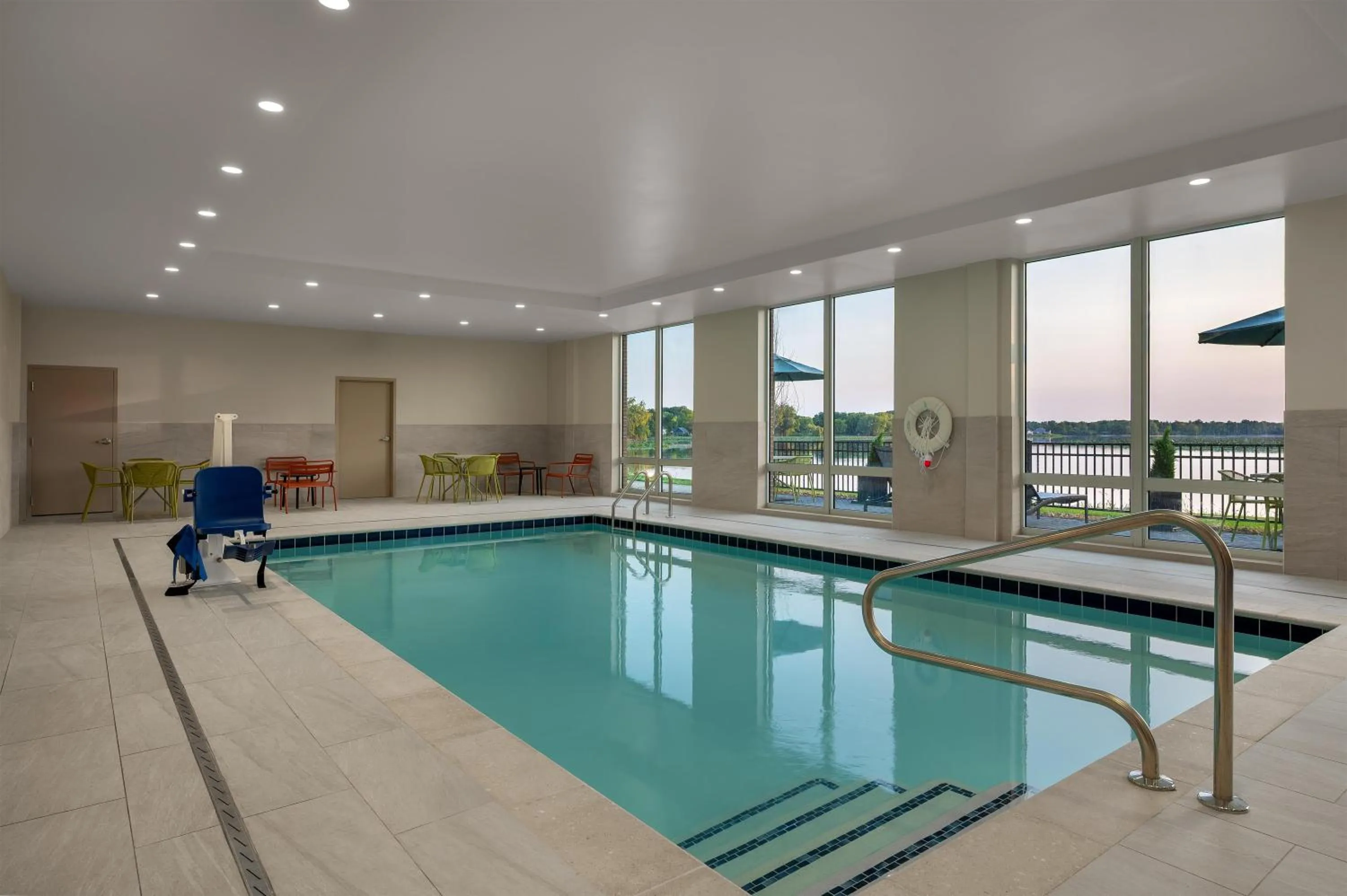 Pool view in Hampton Inn & Suites By Hilton Port Clinton Catawba Island