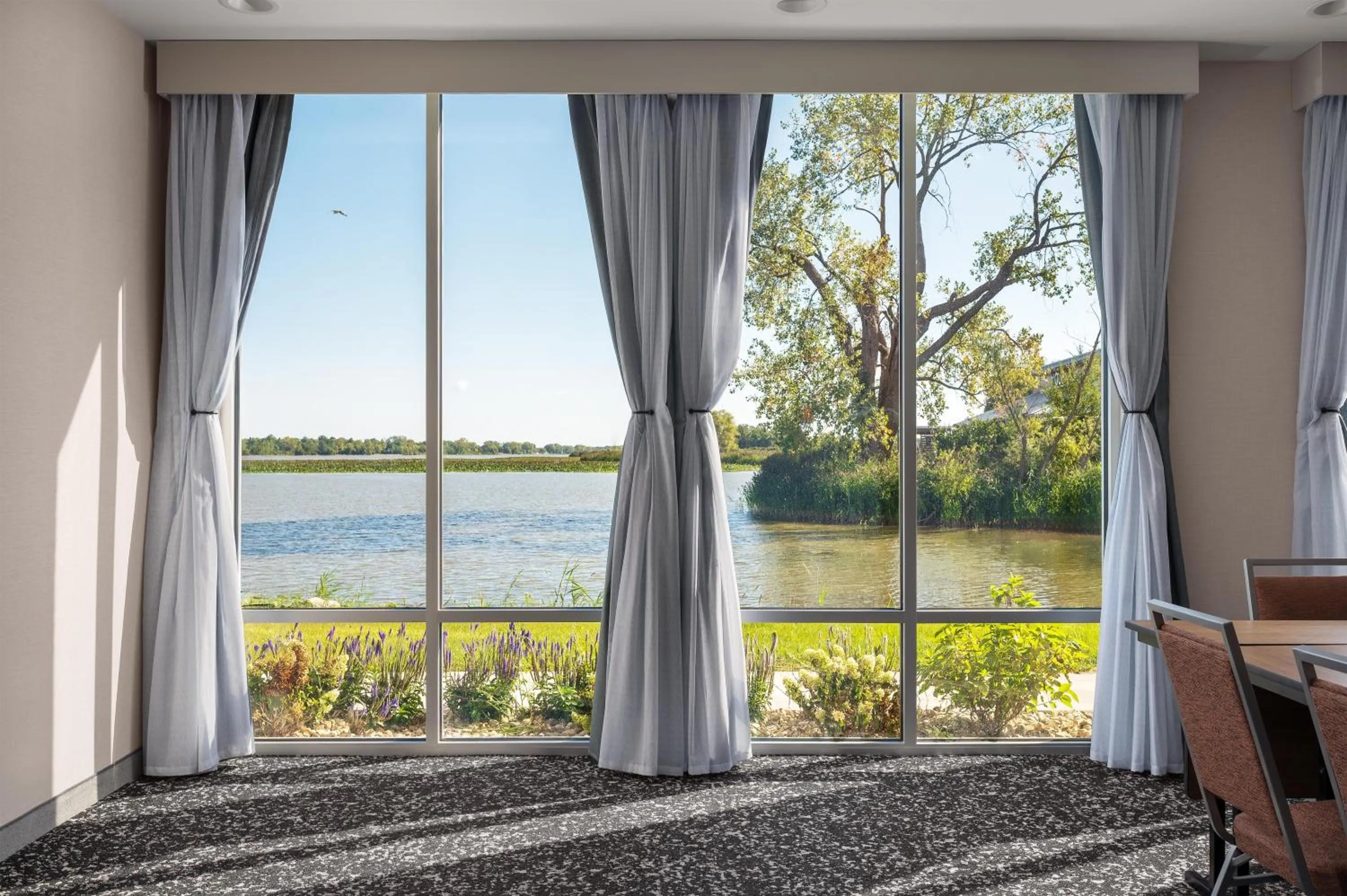 Meeting/conference room in Hampton Inn & Suites By Hilton Port Clinton Catawba Island