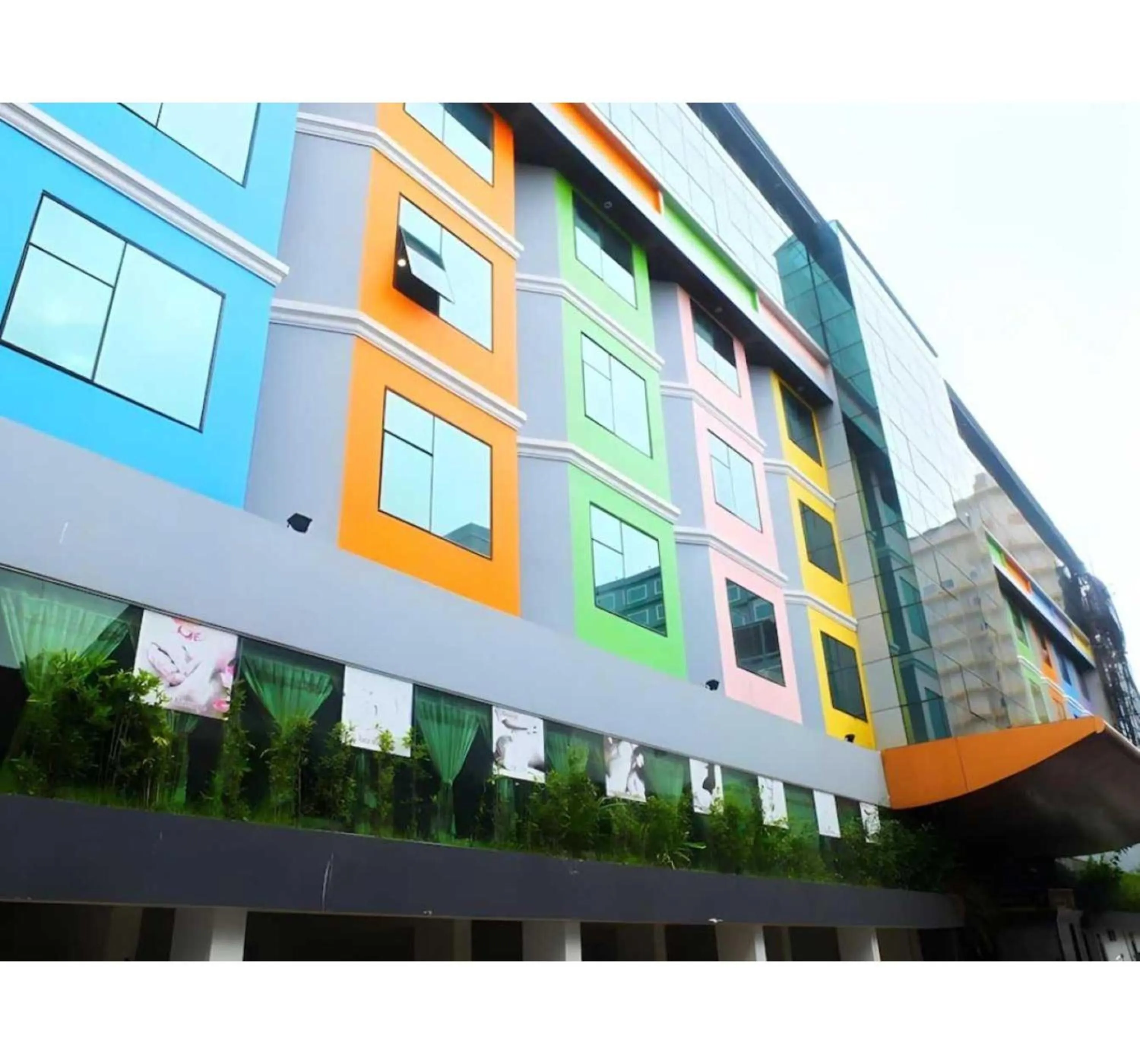 Facade/entrance in Palette Walking Street Pattaya