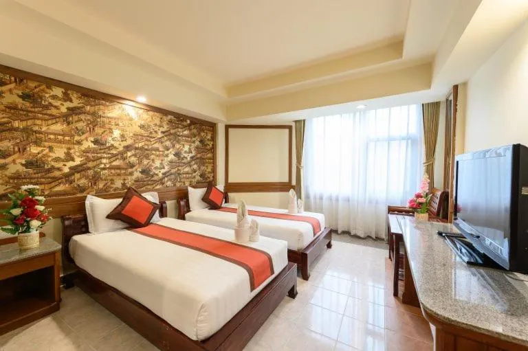 Budget Single Room - single occupancy in Palette Walking Street Pattaya
