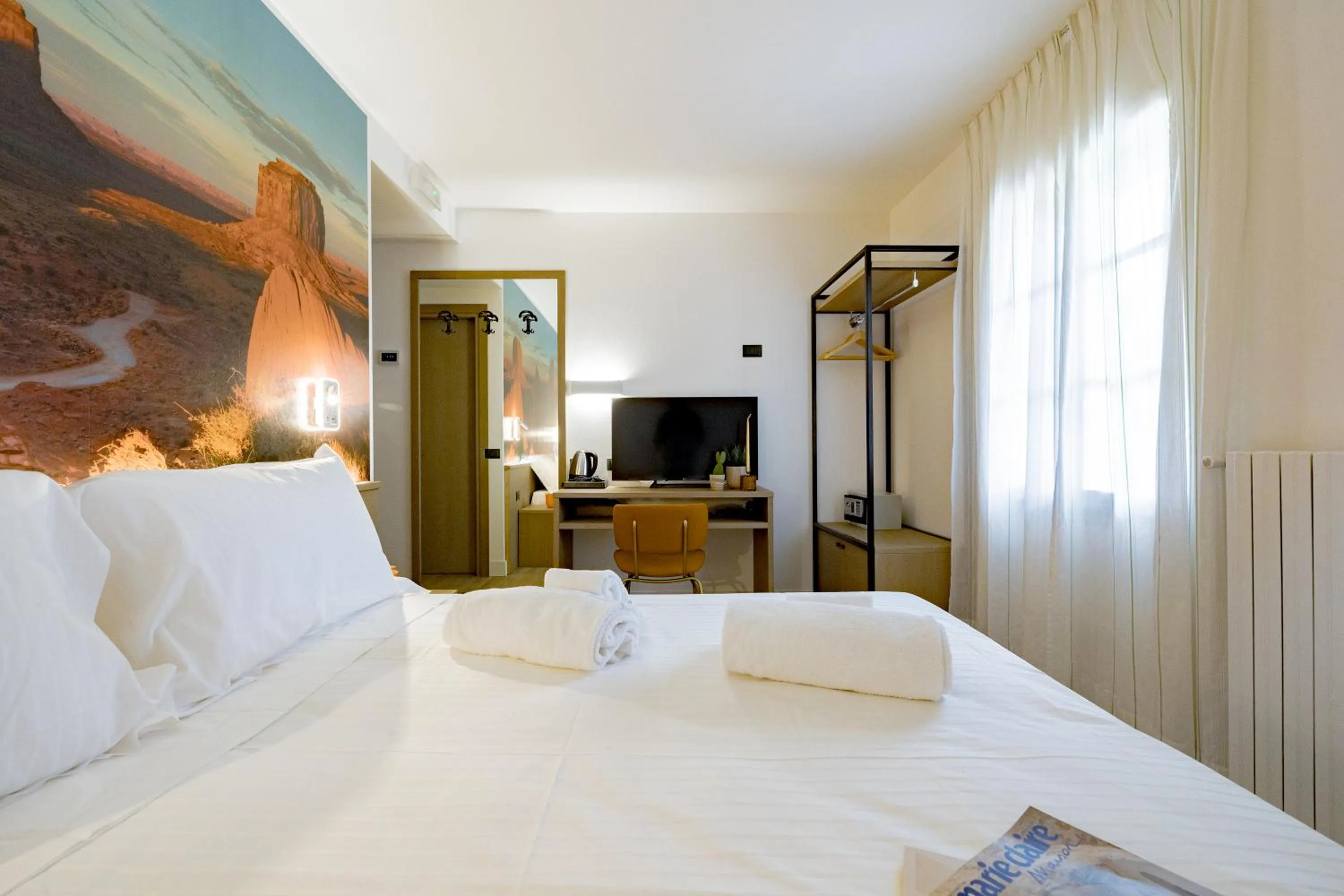 Bed in Hotel Ristorante Val America