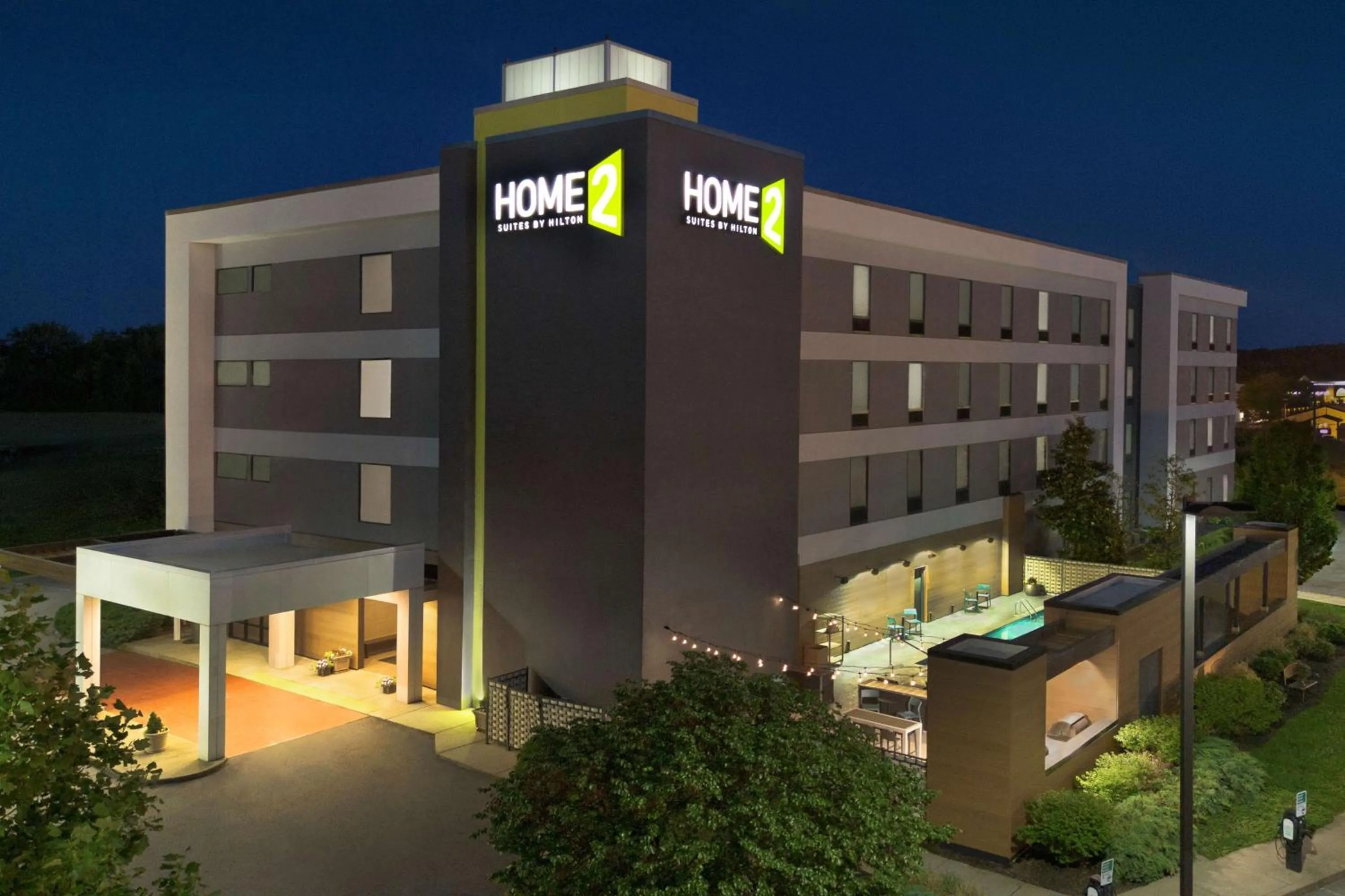 Property building in Home2 Suites by Hilton Clarksville/Ft. Campbell