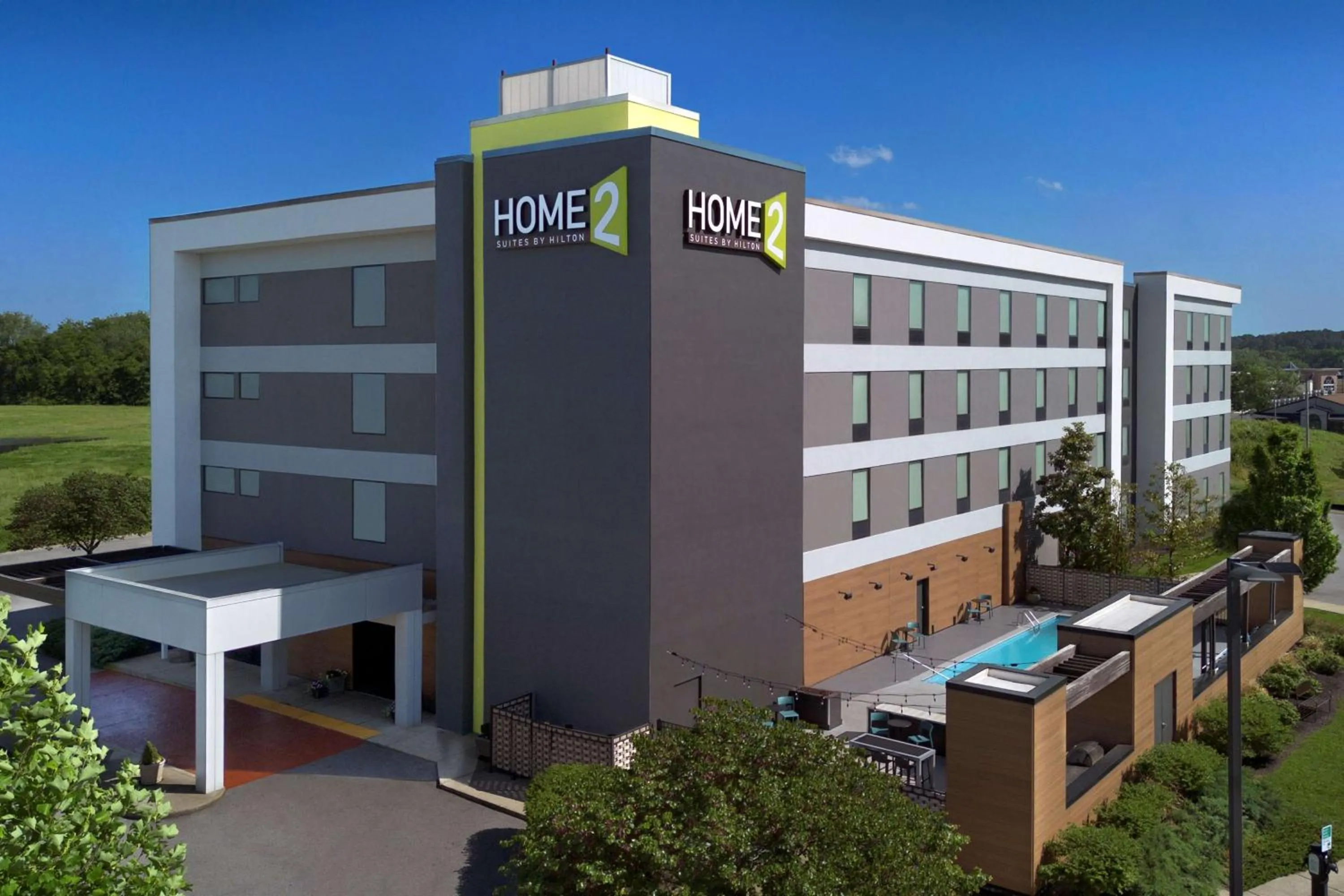 Property building in Home2 Suites by Hilton Clarksville/Ft. Campbell