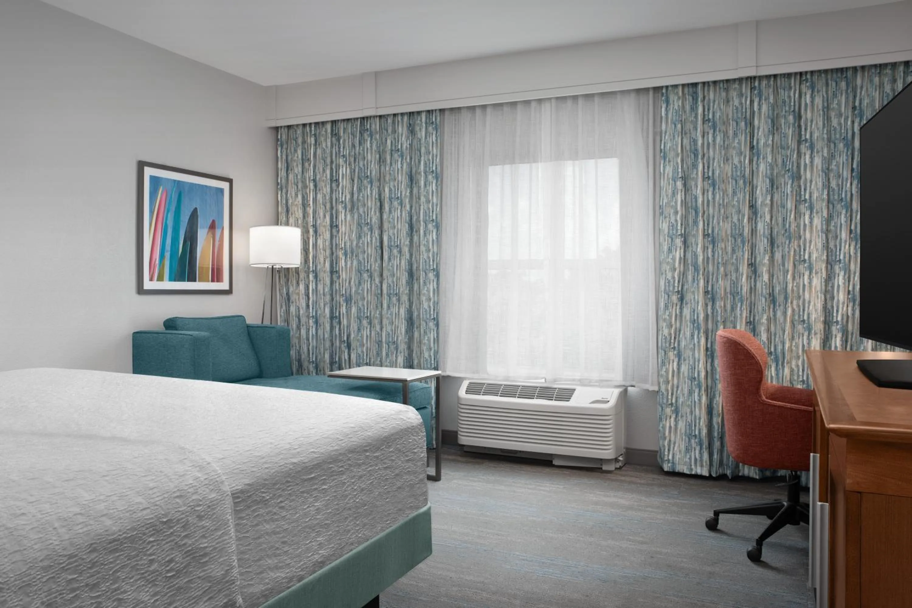Bedroom, Bed in Hampton Inn and Suites by Hilton Vero Beach-Downtown