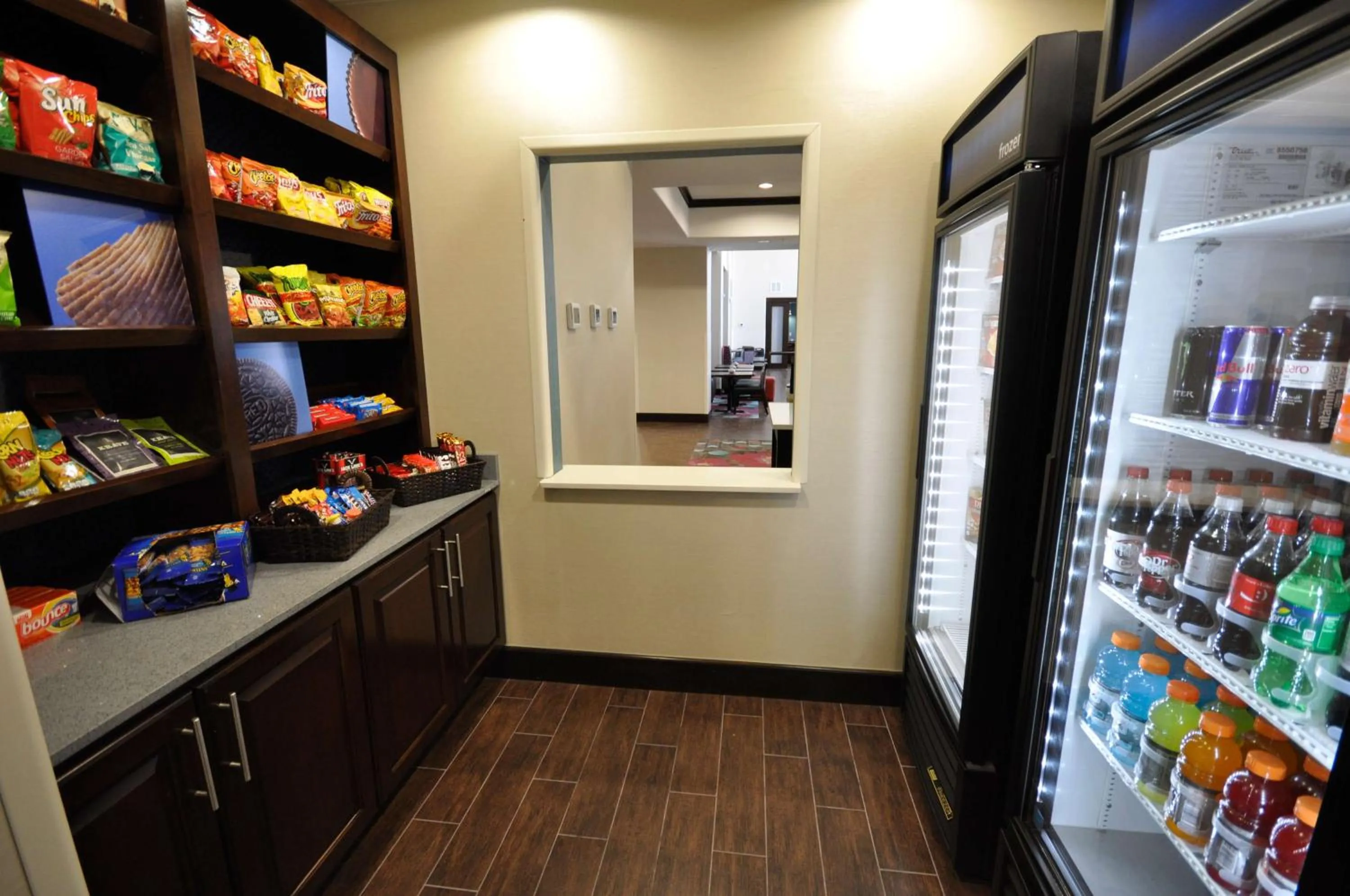 Restaurant/places to eat in Hampton Inn and Suites Hutto