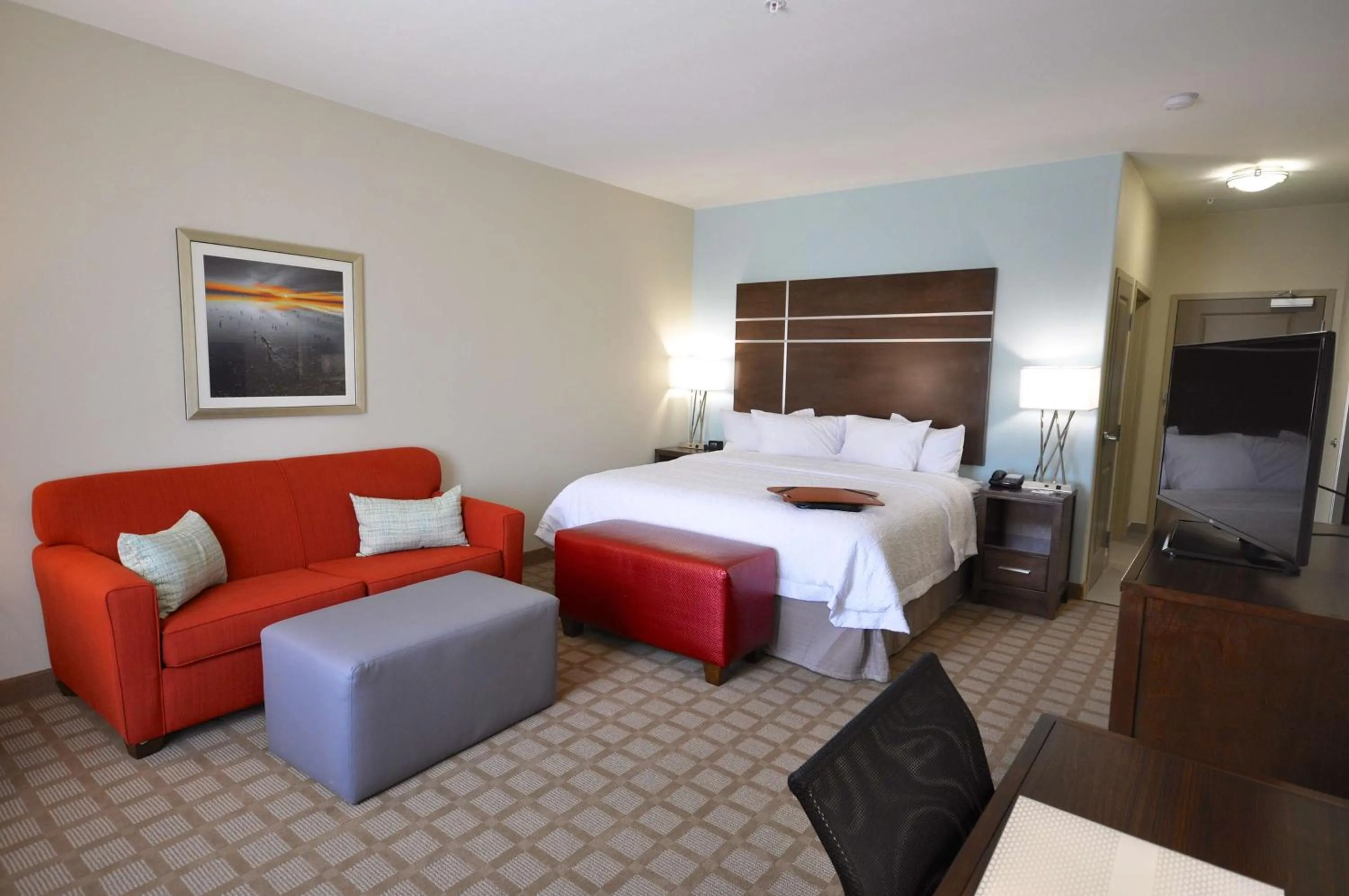 Living room, Bed in Hampton Inn and Suites Hutto