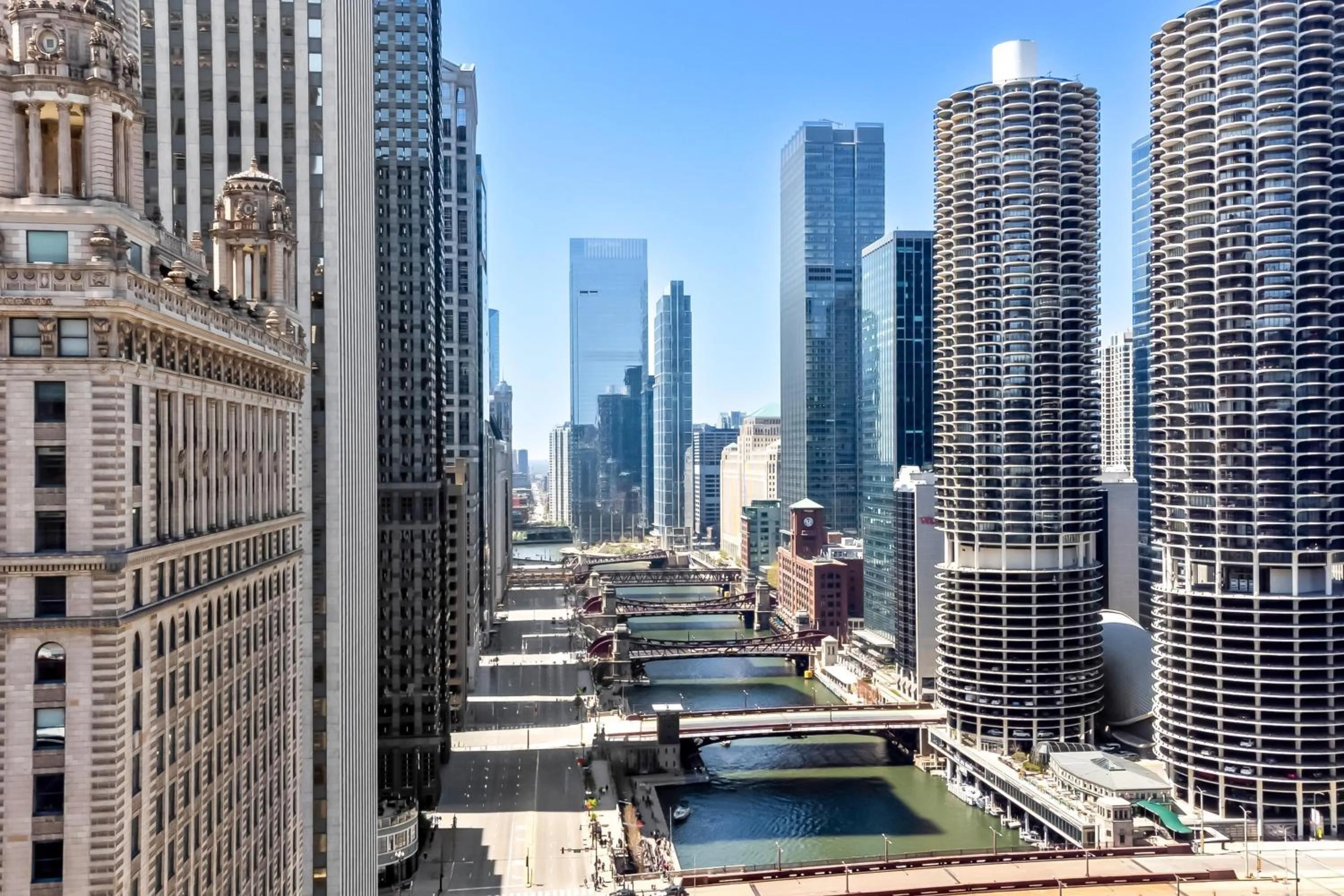 Property building in Hilton Garden Inn Chicago Downtown Riverwalk