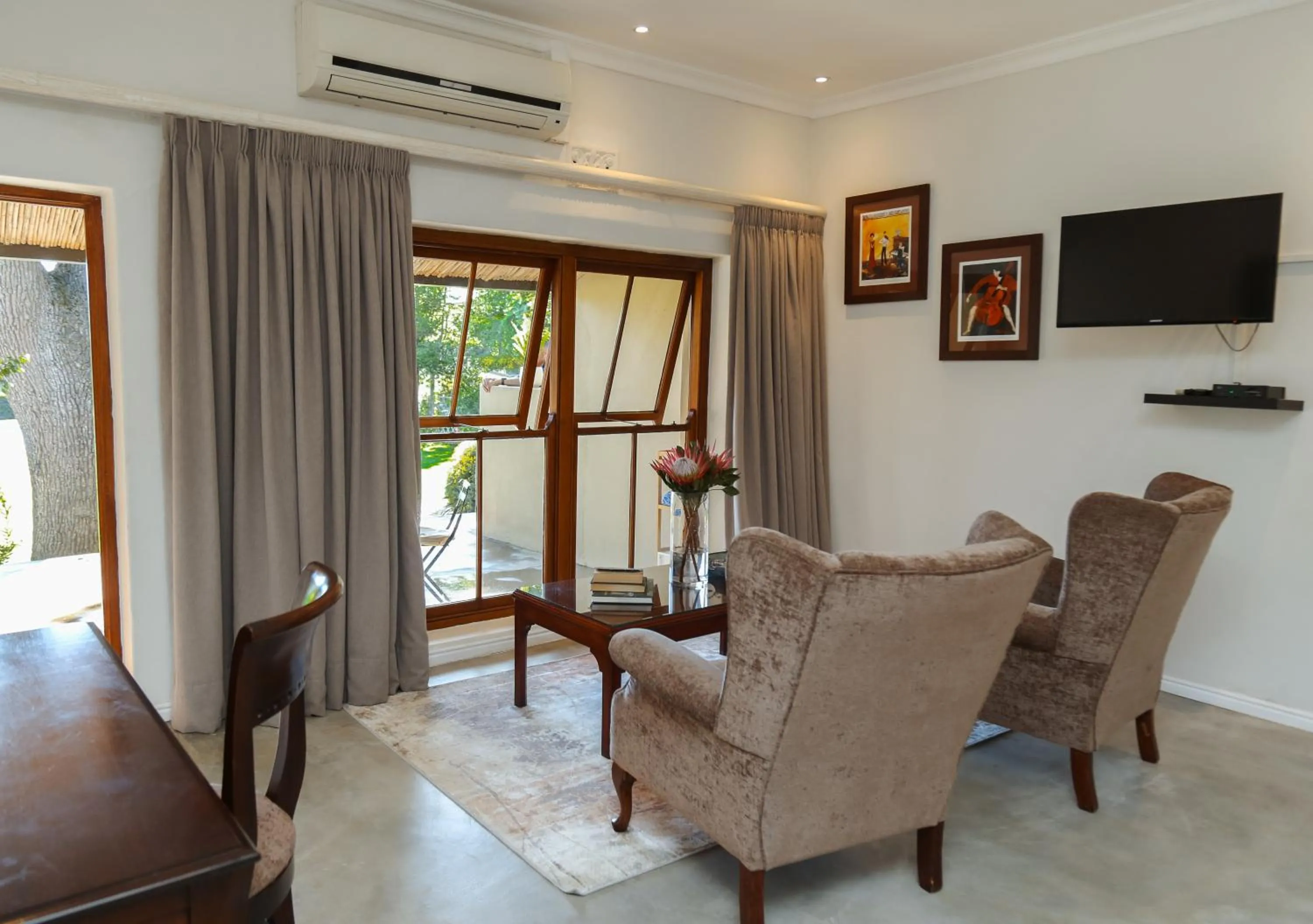 Seating area in Le Pommier Wine Estate