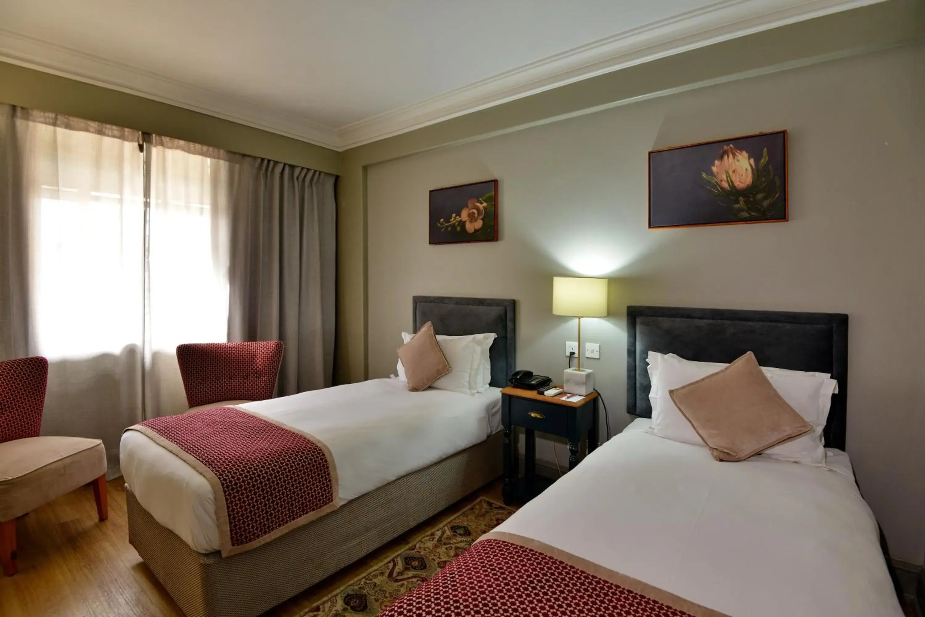 Twin Room - single occupancy in Cresta Jameson Hotel Twin Room - single occupancy in Cresta Jameson Hotel