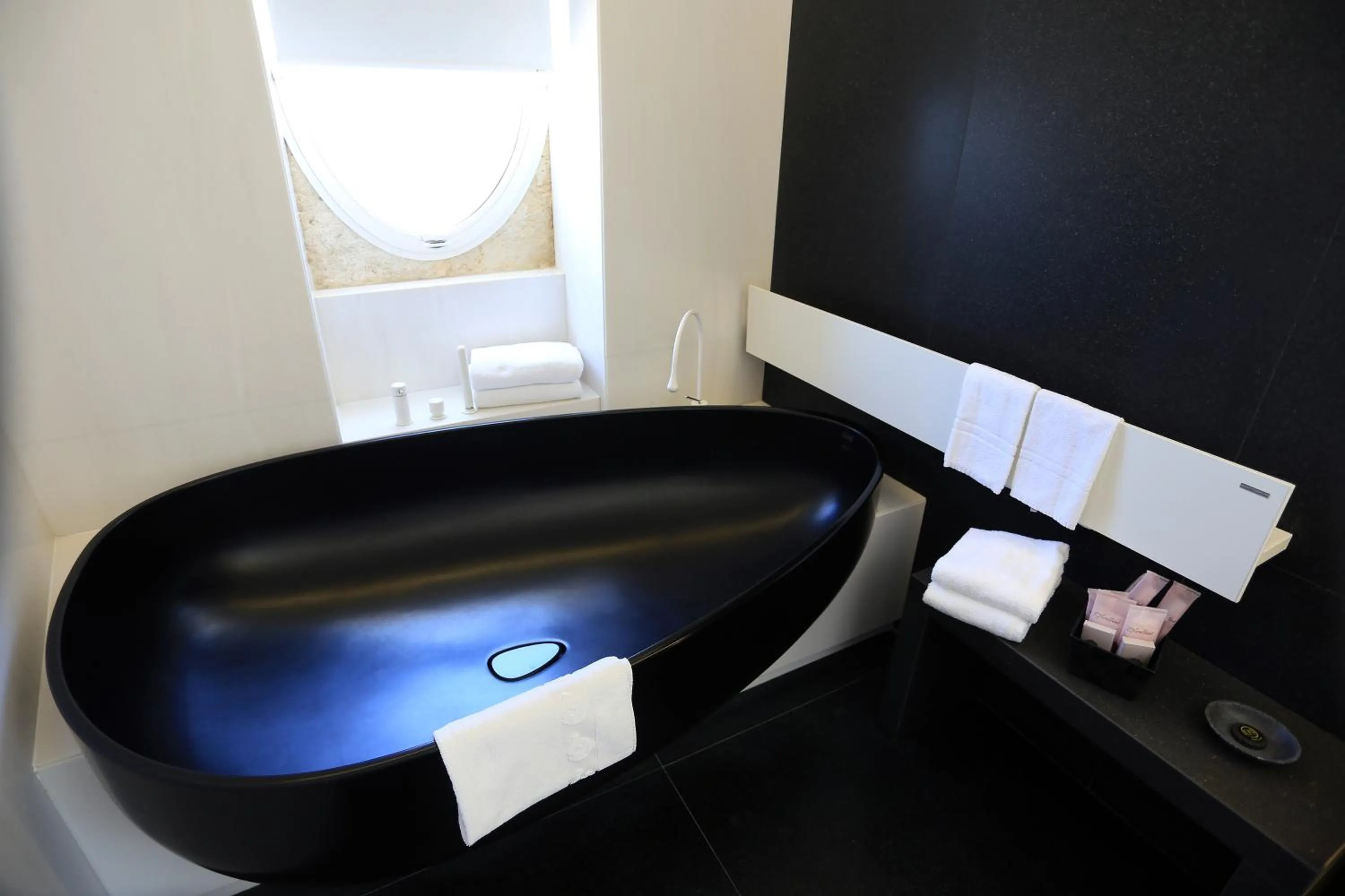 Bathroom in Zafran Boutique Hotel