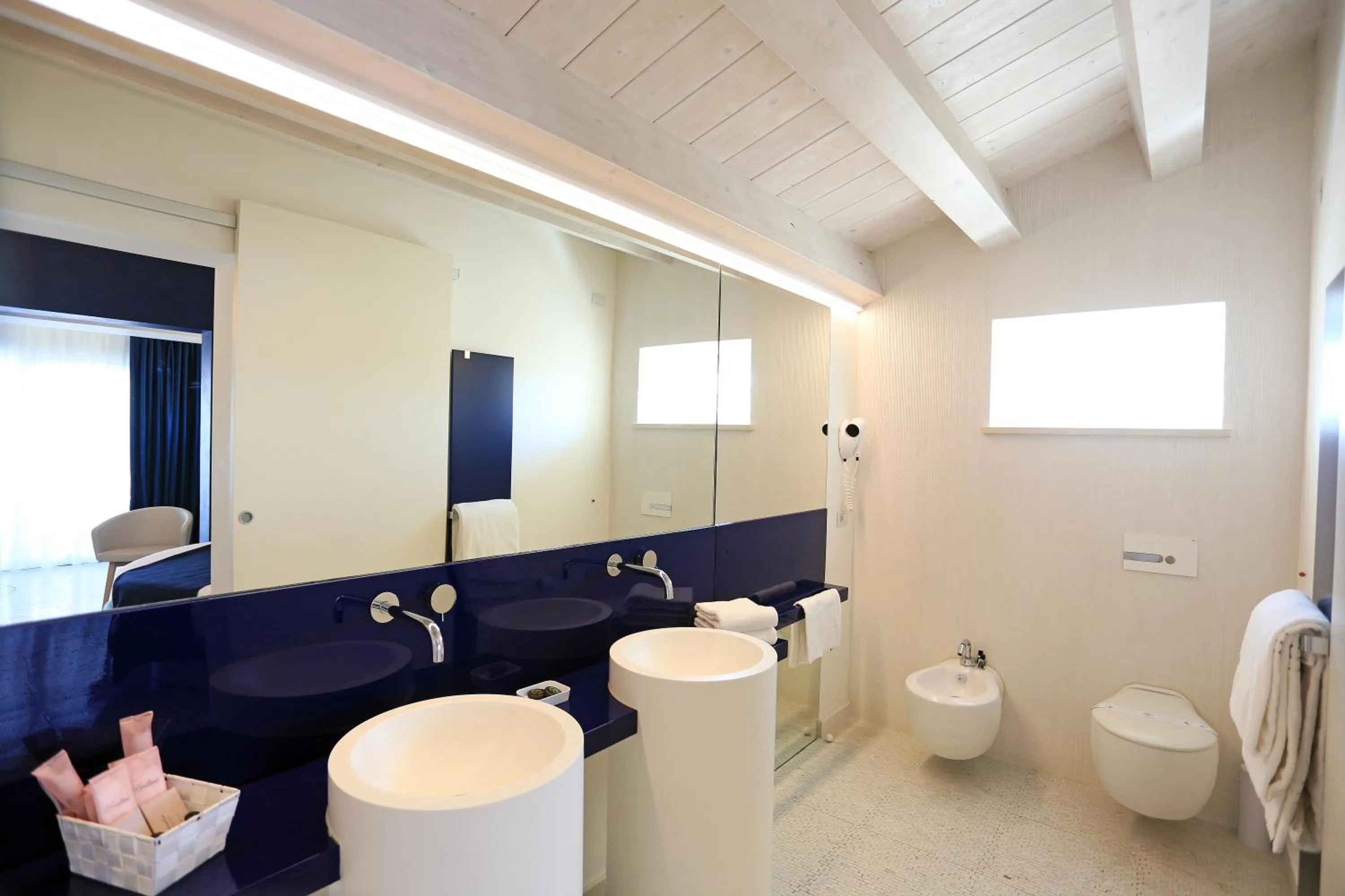 Zafran Boutique Hotel