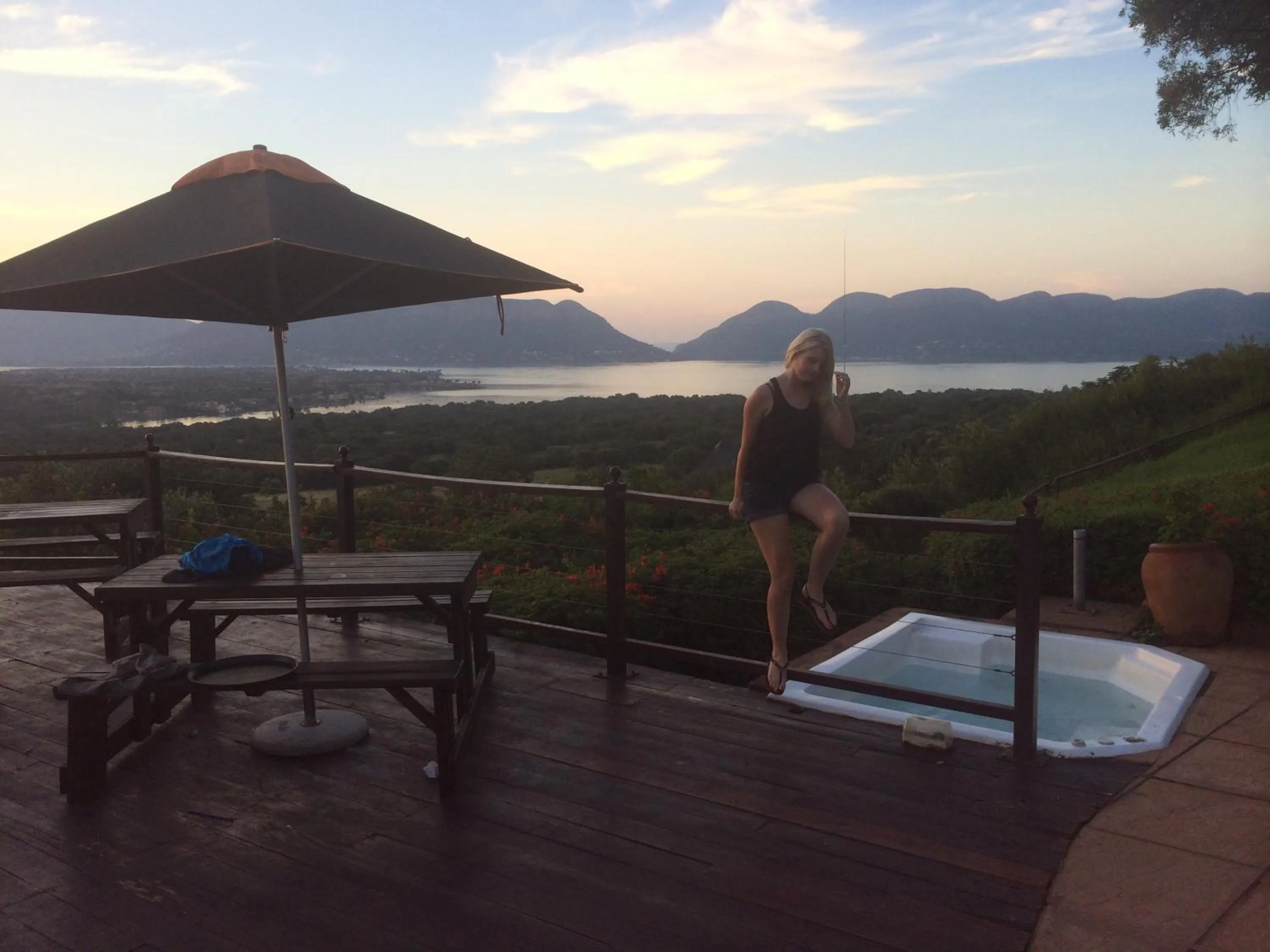 Hot Tub in La Montagne Guest Lodge