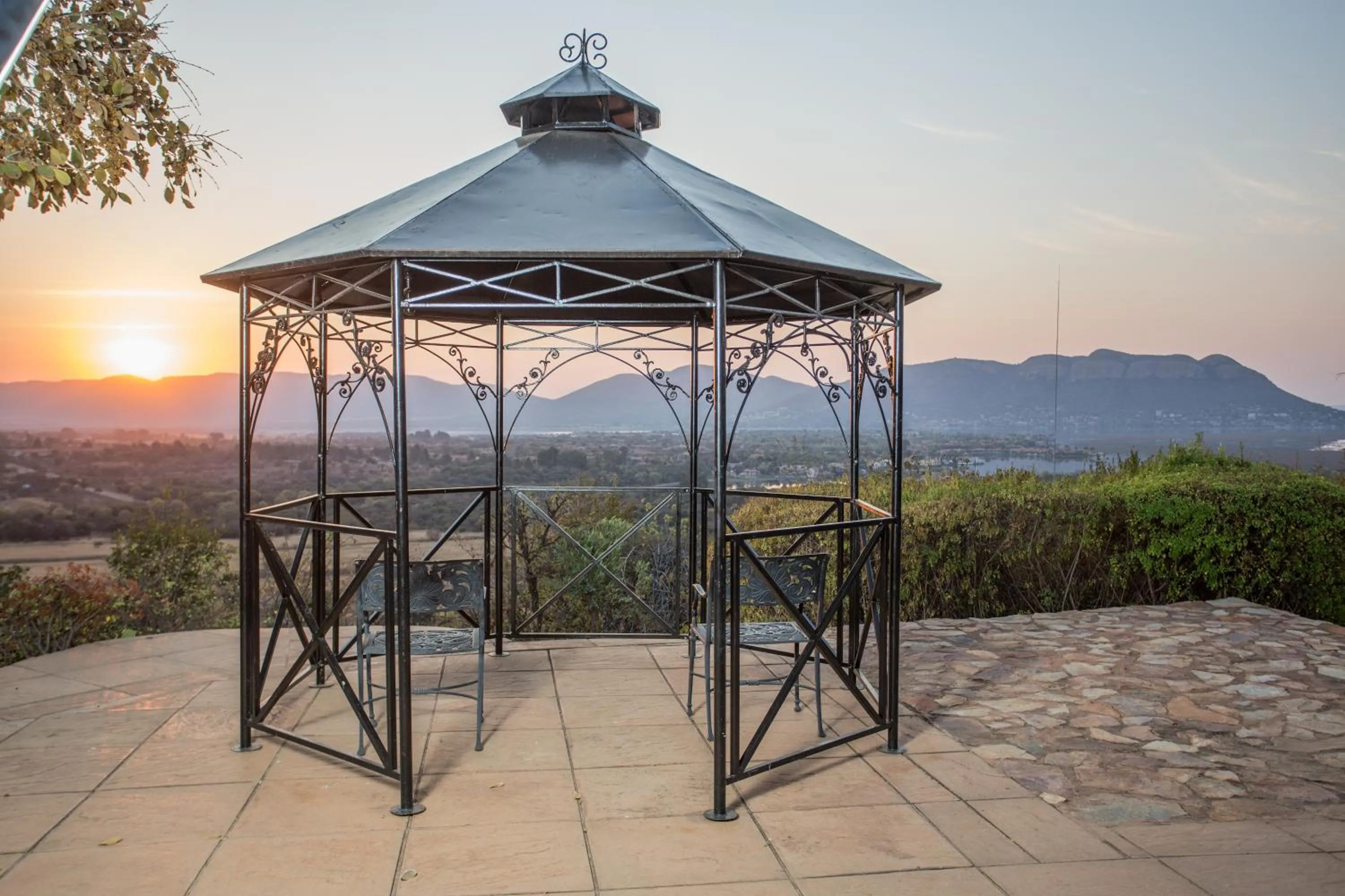 Day in La Montagne Guest Lodge