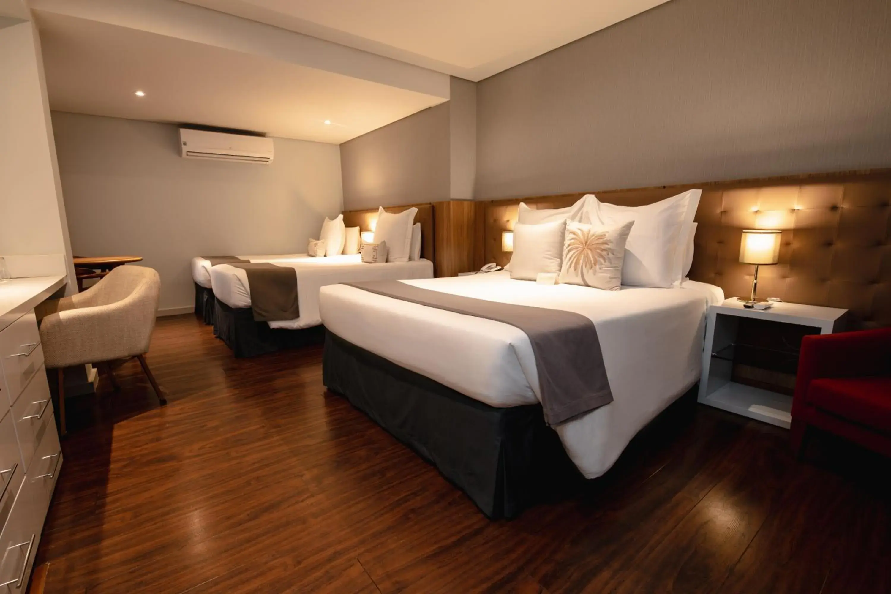 Superior Quadruple Room in Sanma Hotel Superior Quadruple Room in Sanma Hotel