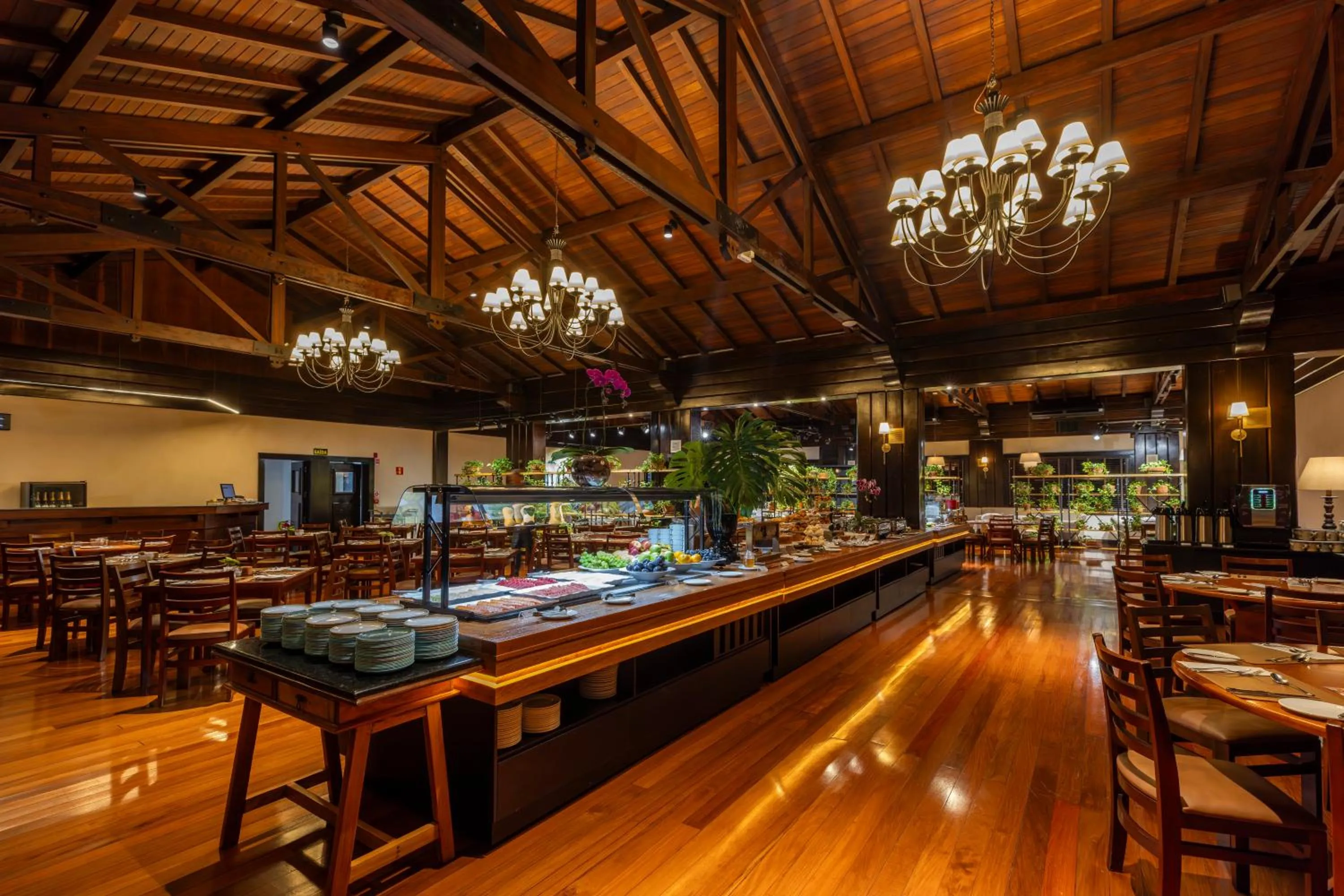 Restaurant/places to eat in Sanma Hotel