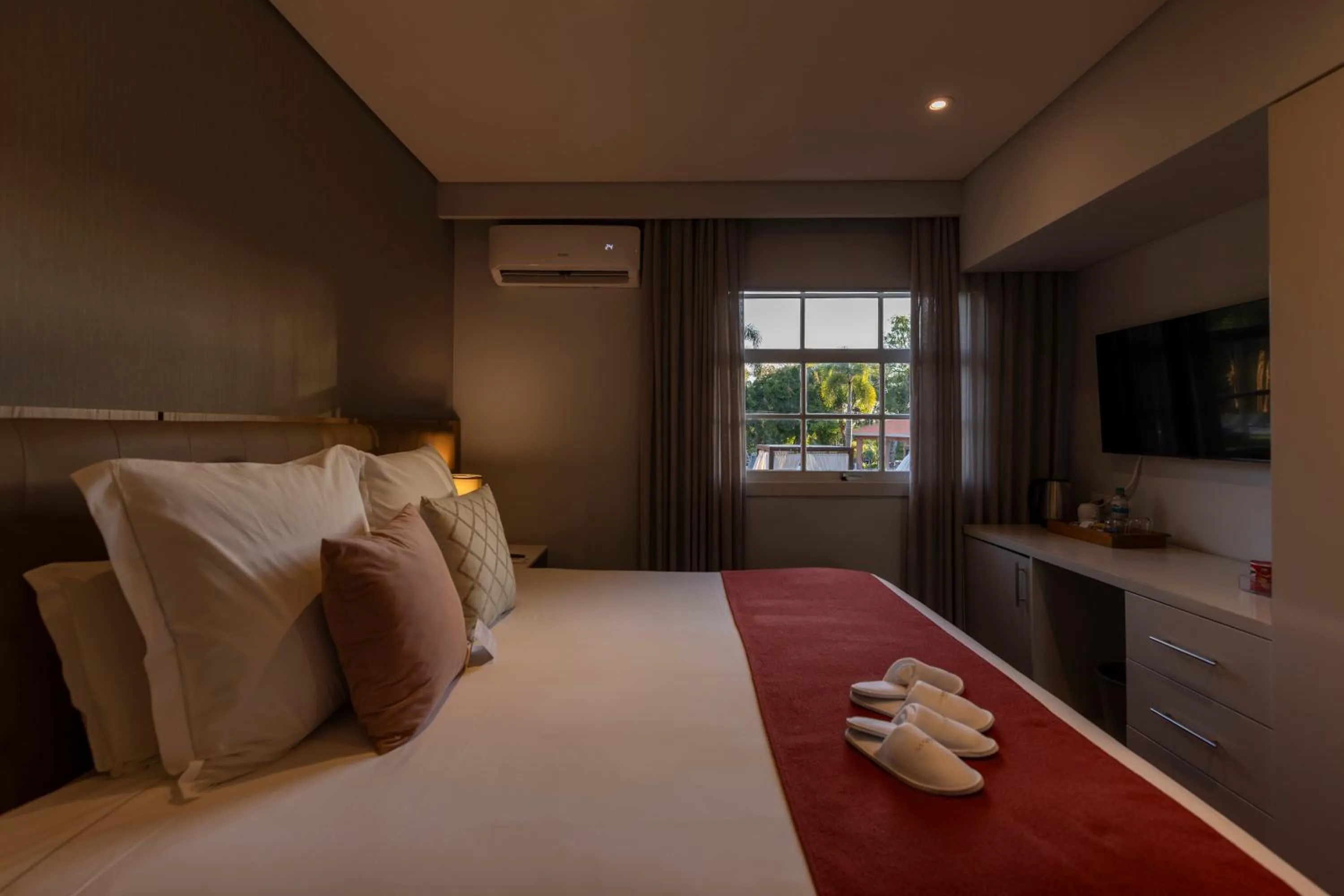 View (from property/room), Bed in Sanma Hotel