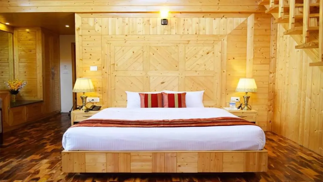 Bed in Azure Chandertal Regency Hotel And Spa