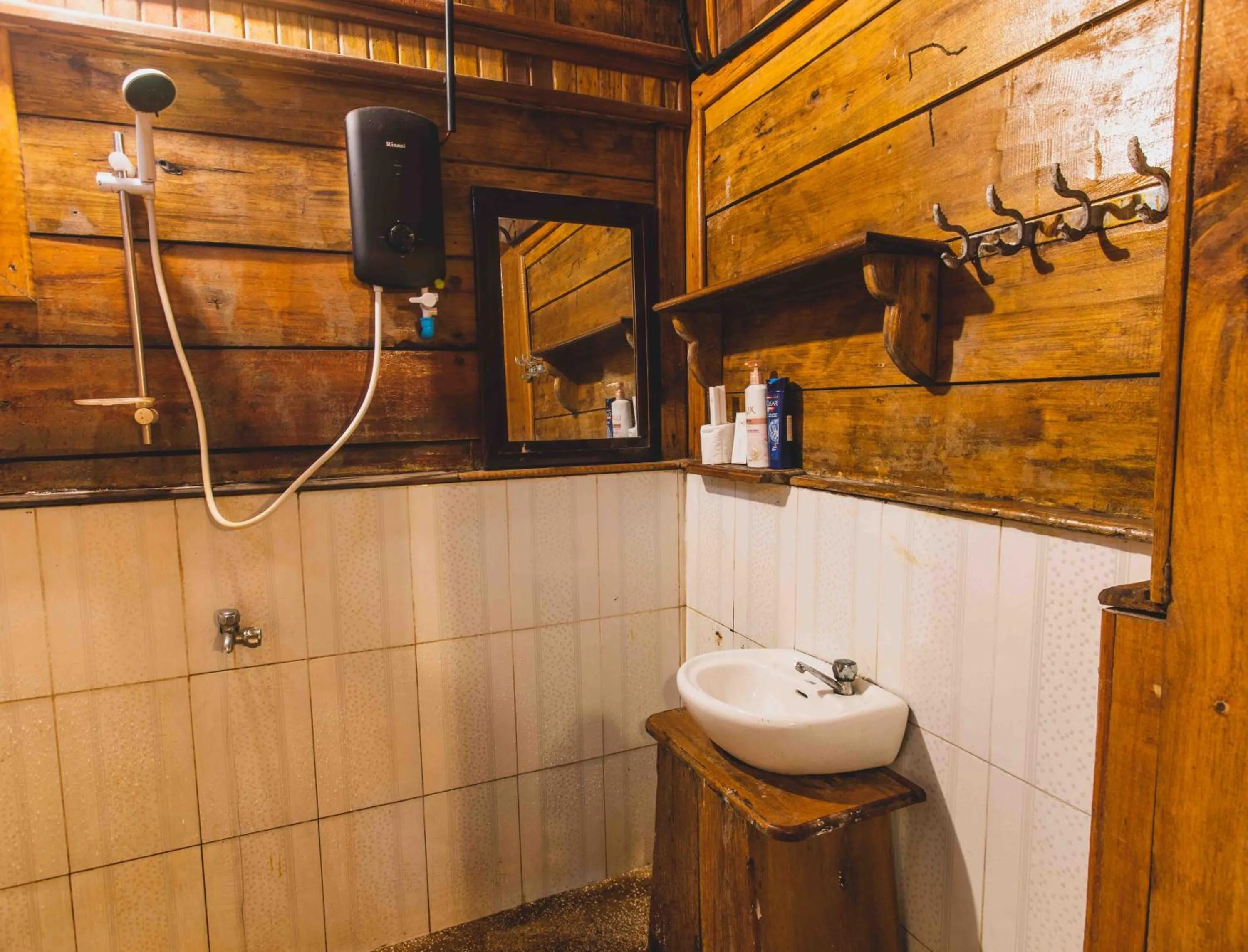 Toilet in Tree House Bungalows